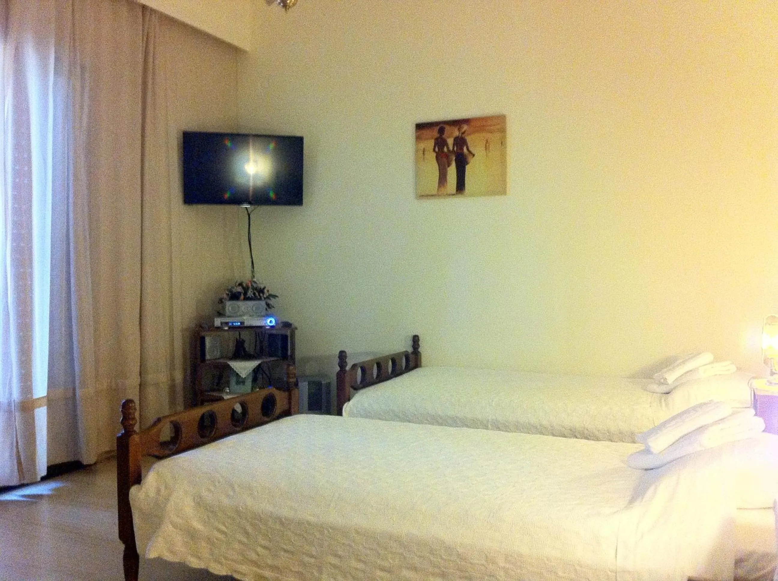 Photo of the whole room, Bed in Chris Studios & Apartments