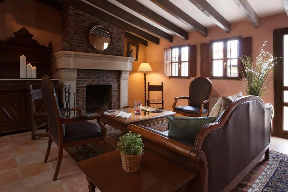 Lounge or bar in Hotel Villa Miramar