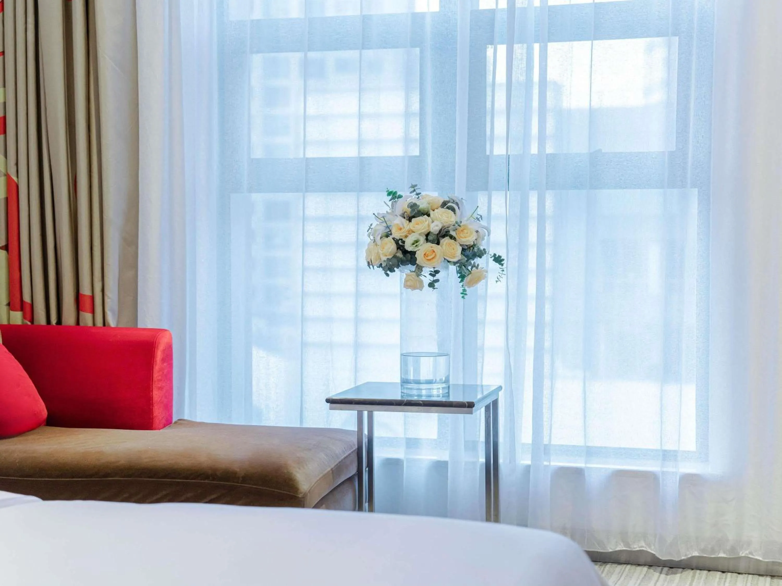 Bedroom, Bed in Novotel Guiyang Downtown