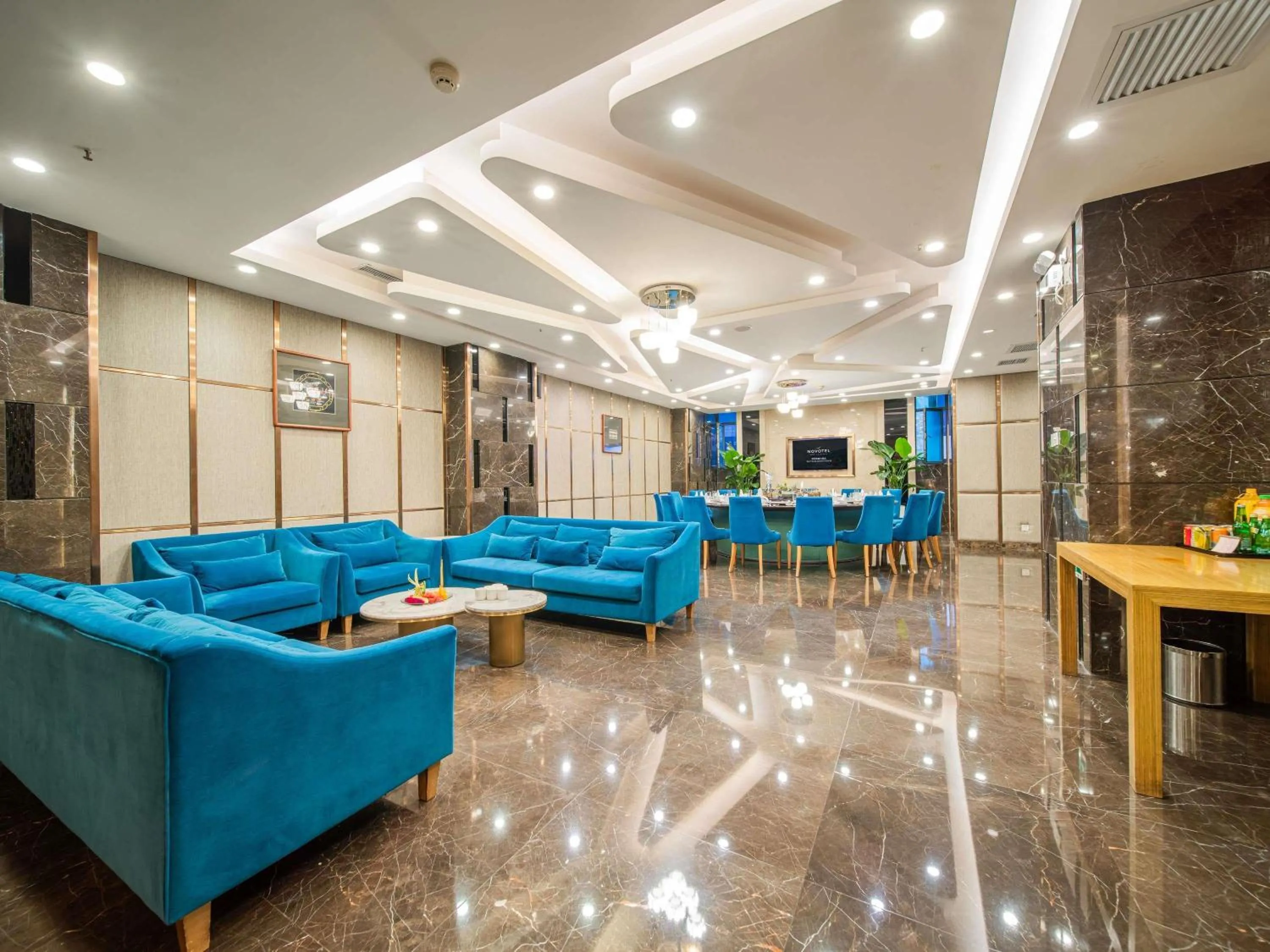 Restaurant/places to eat in Novotel Guiyang Downtown