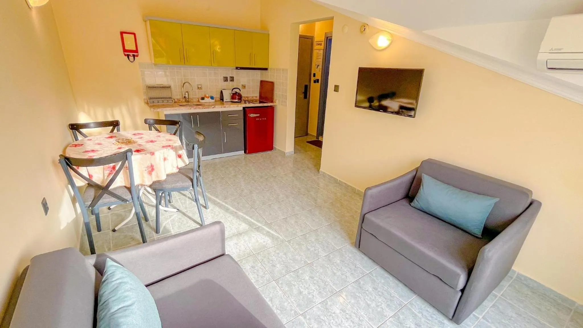 Living room in Ozlem 2 Apart Hotel