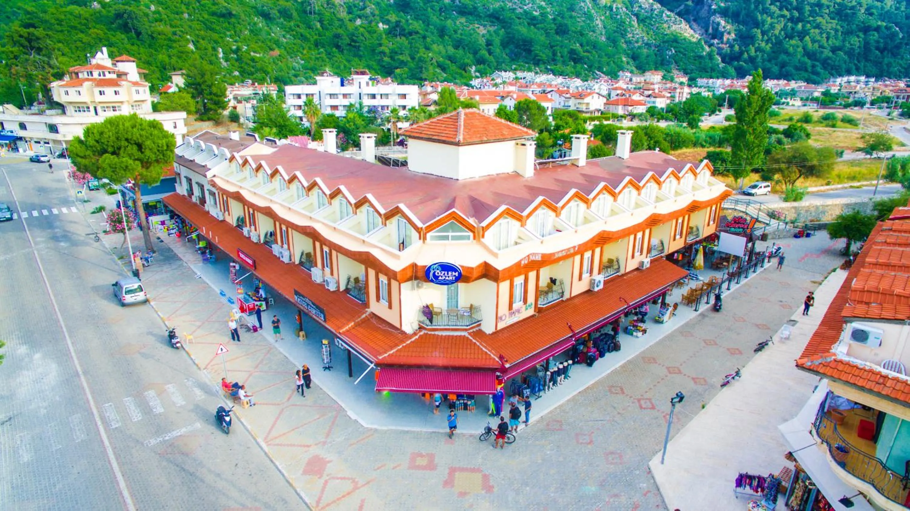 Property building in Ozlem 2 Apart Hotel