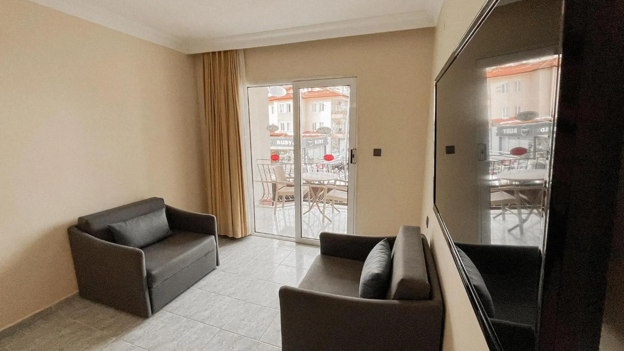 Living room in Ozlem 2 Apart Hotel