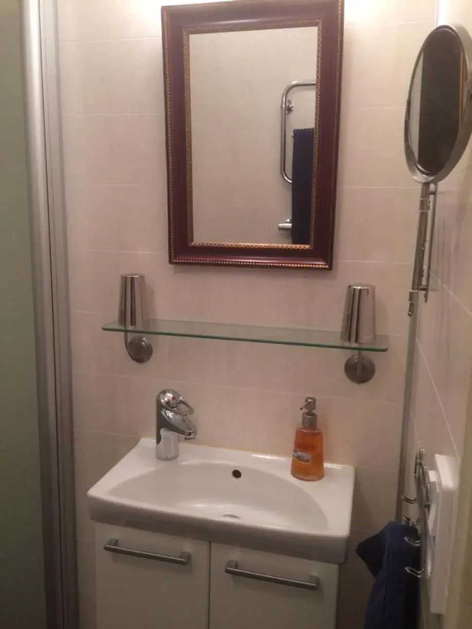 Family Room in Tavlebords Honungsgård Family Room in Tavlebords Honungsgård