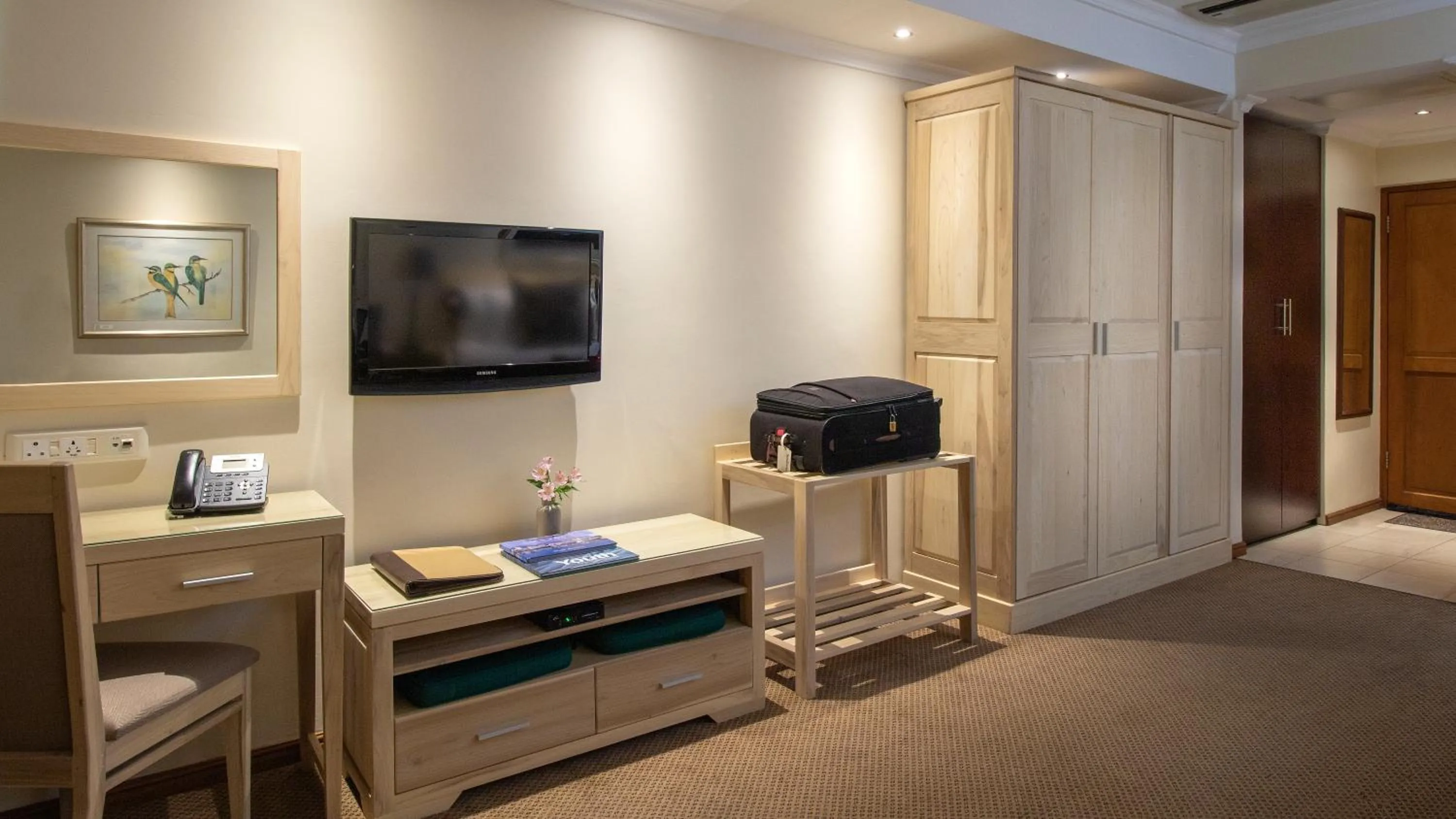 Photo of the whole room in Glen Avon Lodge Boutique Hotel