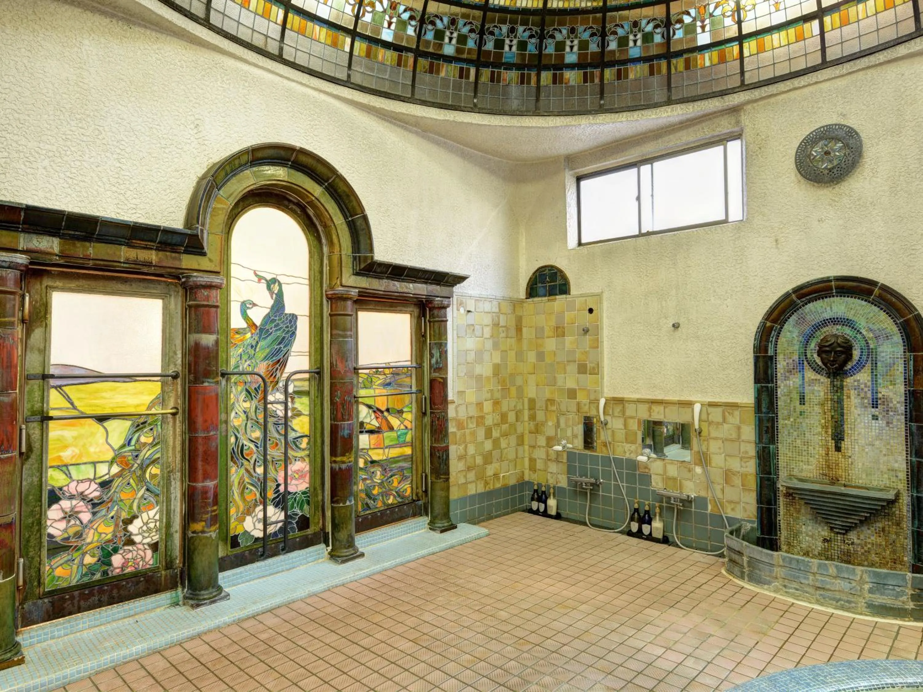 Spa and wellness centre/facilities in Iwamotoro