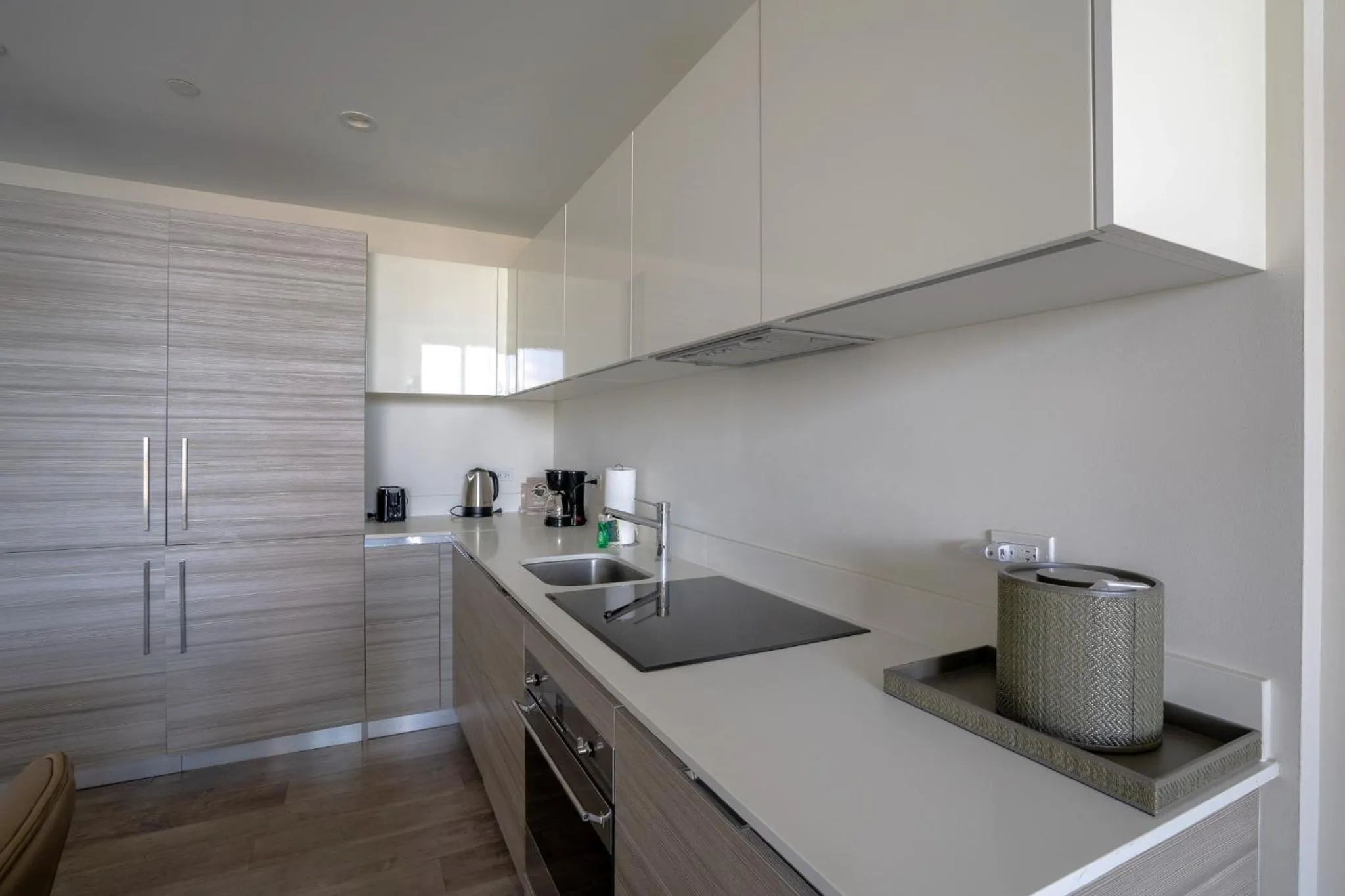 Coffee/tea facilities in Global Rent Apart - Costa Hollywood