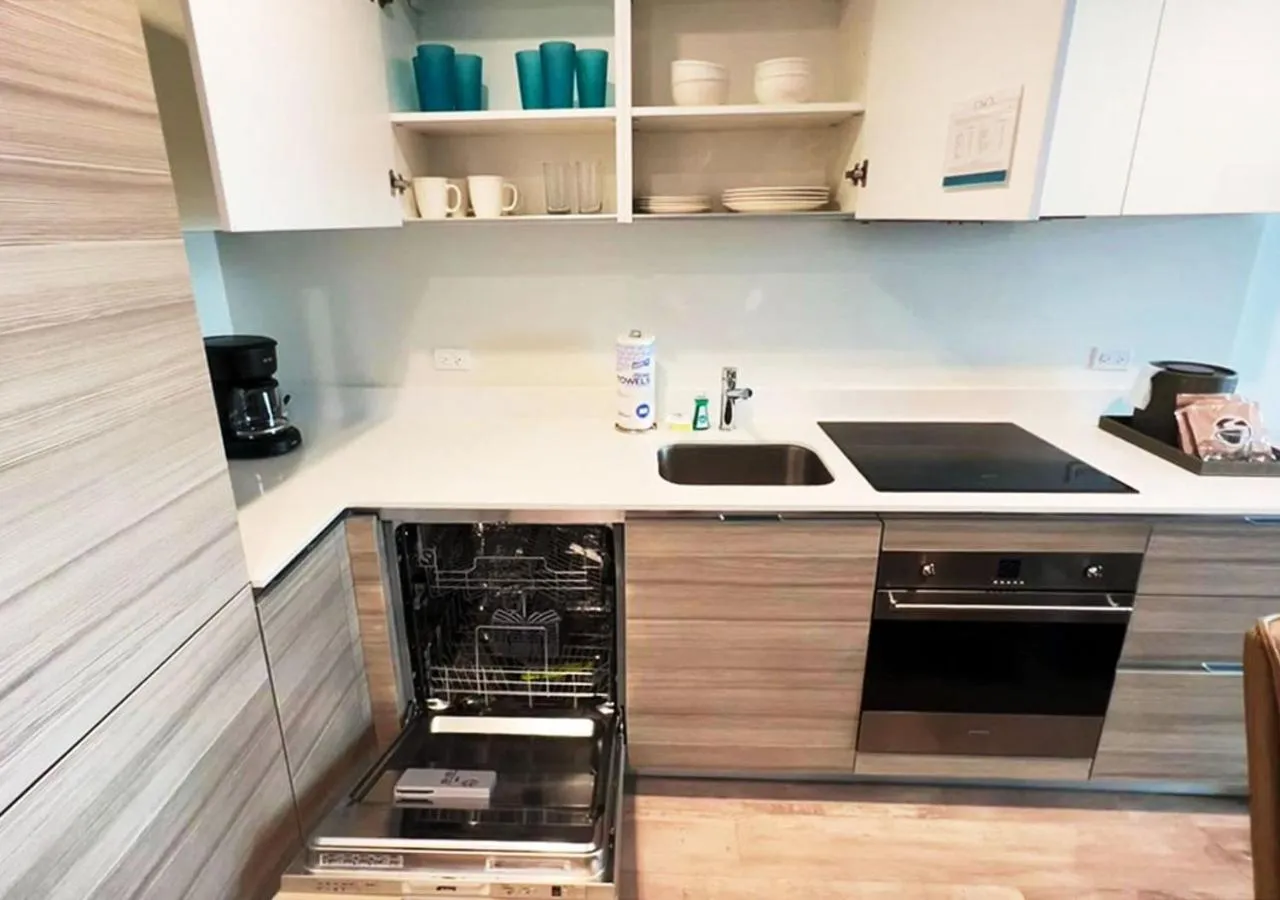 dishwasher in Global Rent Apart - Costa Hollywood