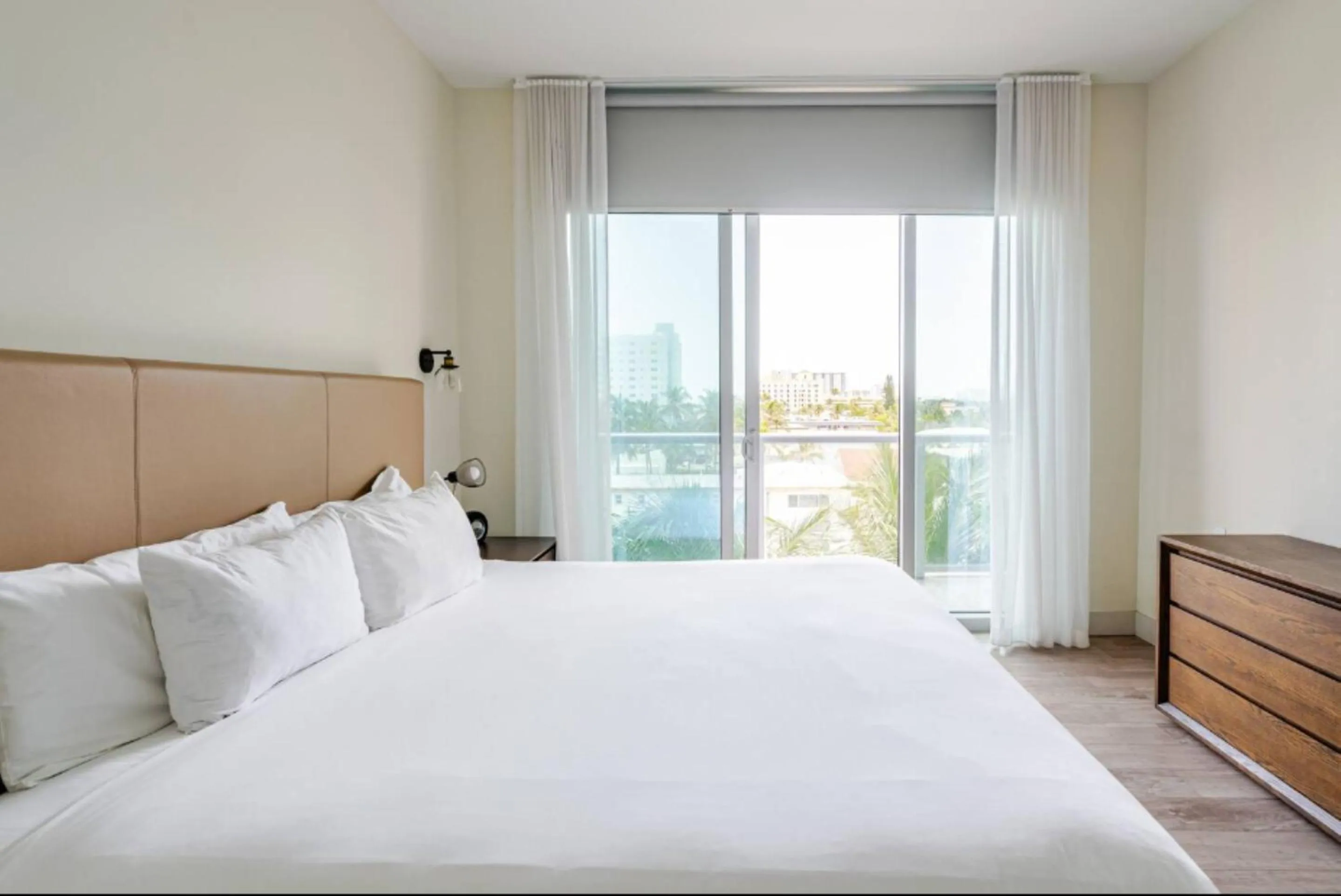 Bed in Global Rent Apart - Costa Hollywood