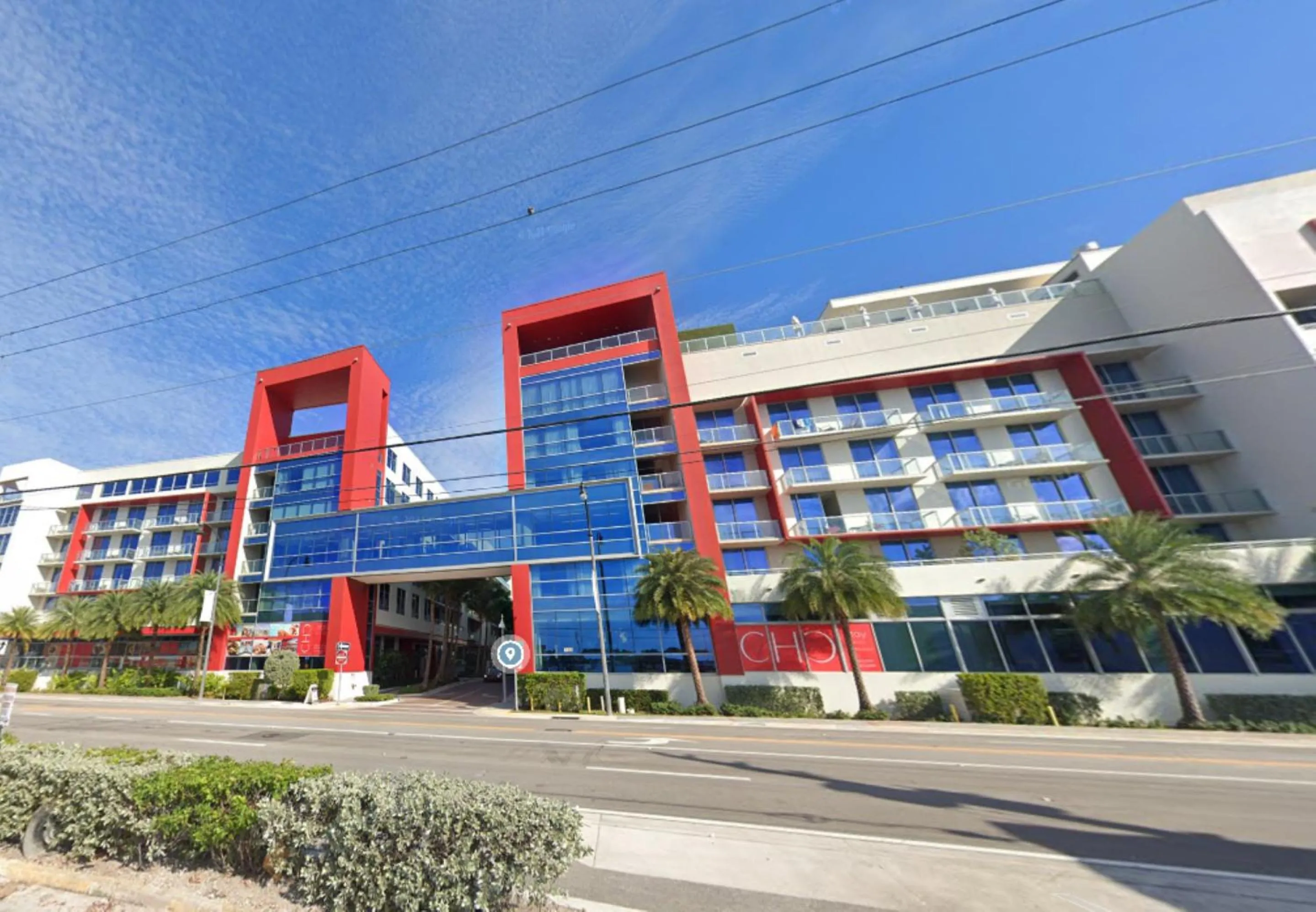 Property building in Global Rent Apart - Costa Hollywood