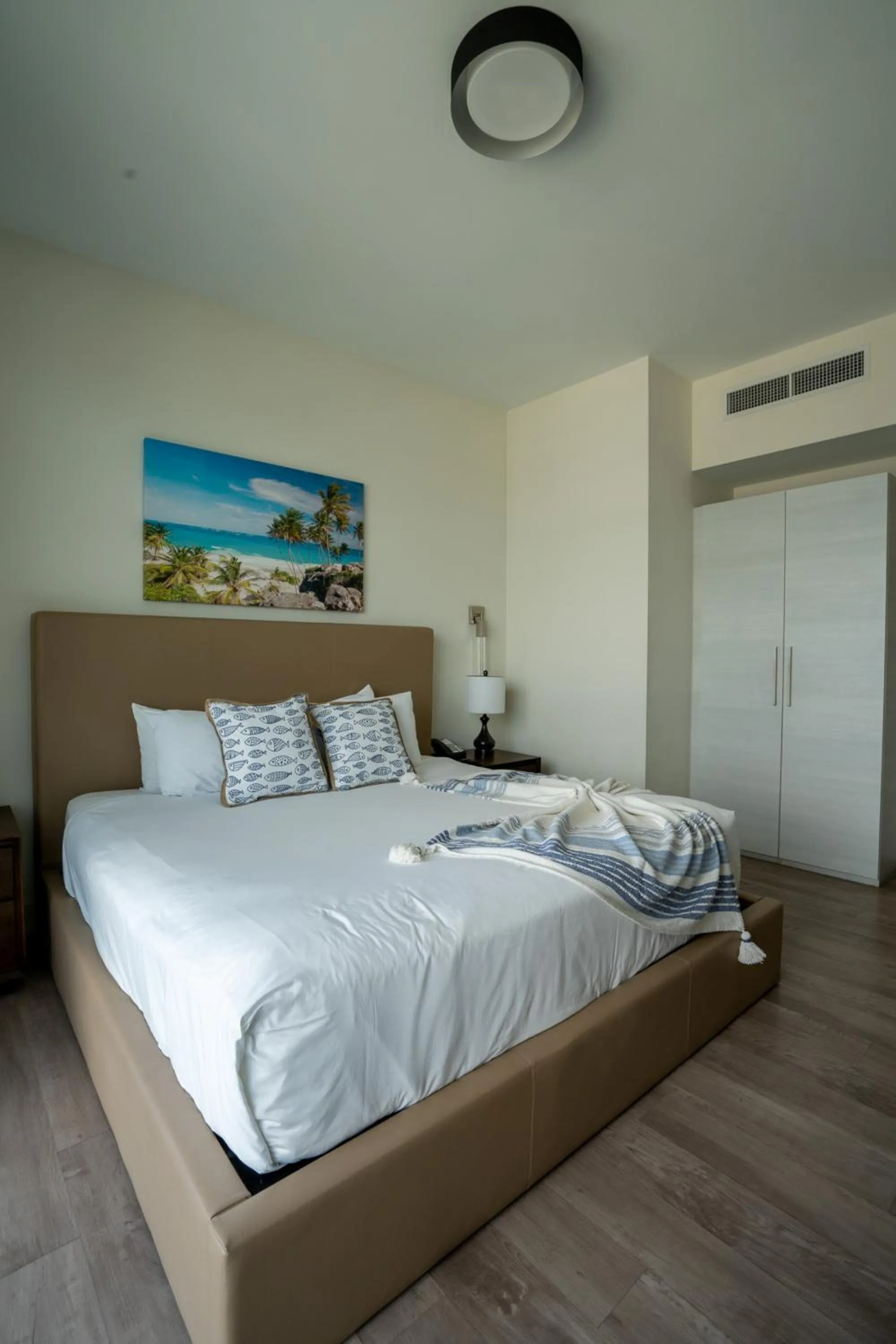 Bed in Global Rent Apart - Costa Hollywood