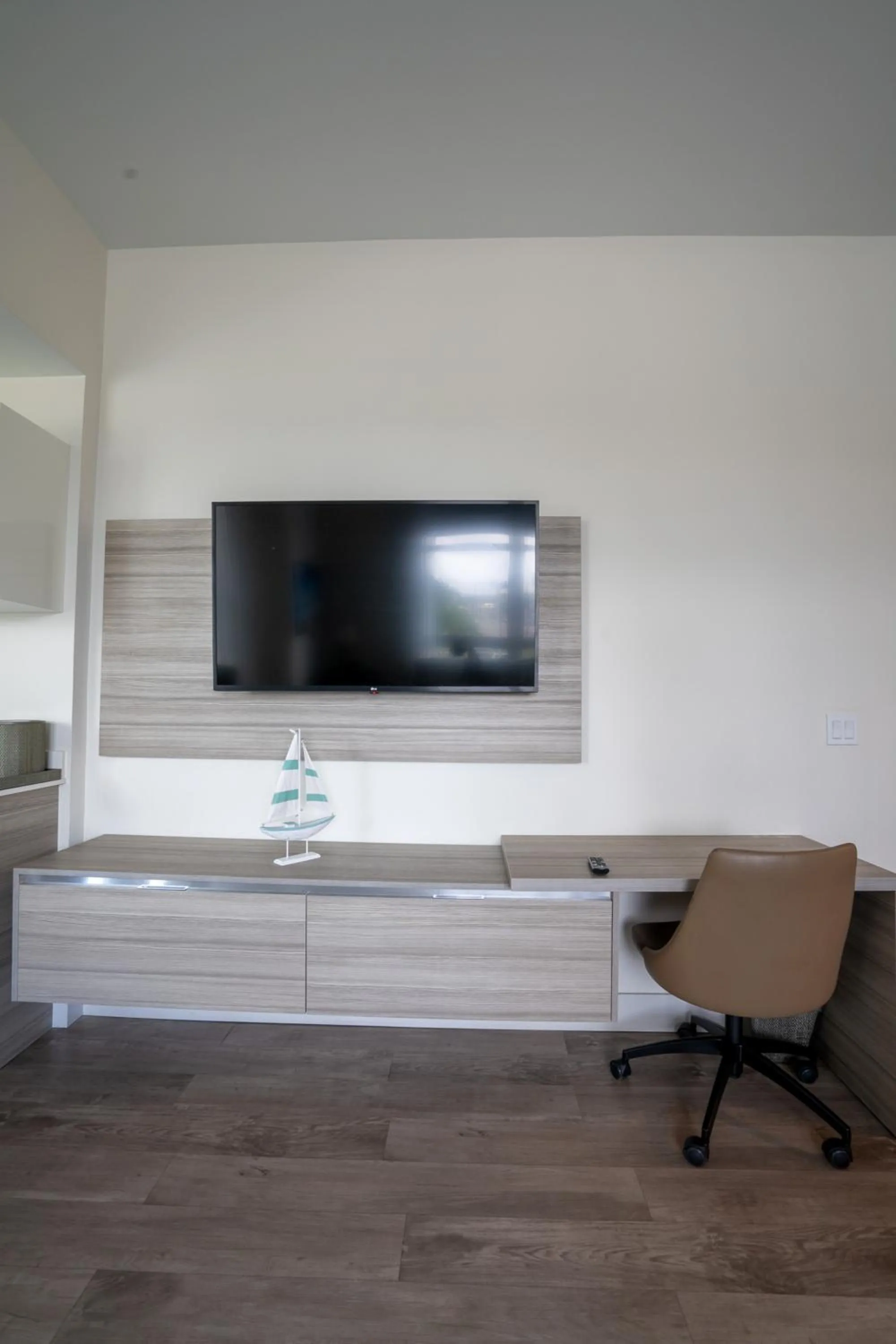 Communal lounge/ TV room in Global Rent Apart - Costa Hollywood