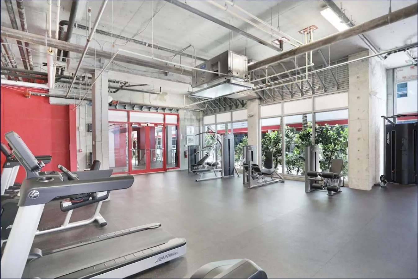 Fitness centre/facilities in Global Rent Apart - Costa Hollywood