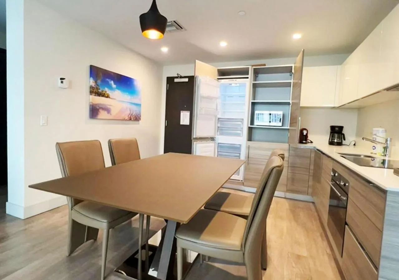 Dining area in Global Rent Apart - Costa Hollywood