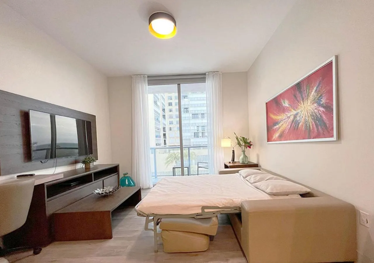 Bed in Global Rent Apart - Costa Hollywood