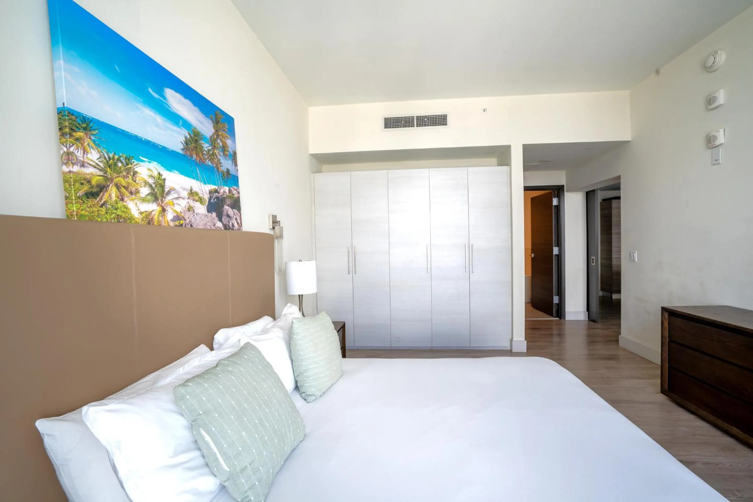 Bed in Global Rent Apart - Costa Hollywood