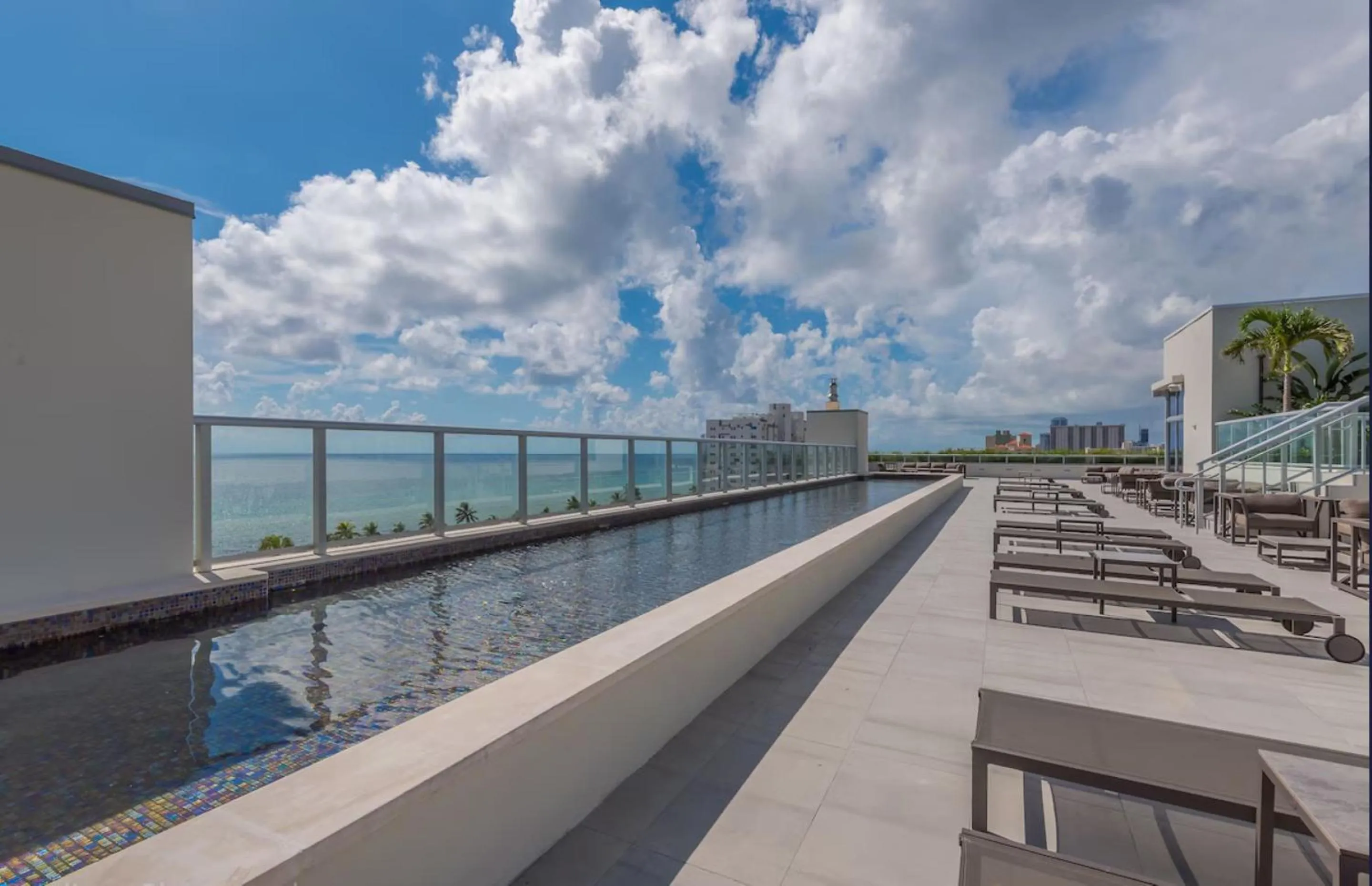 Balcony/Terrace in Global Rent Apart - Costa Hollywood