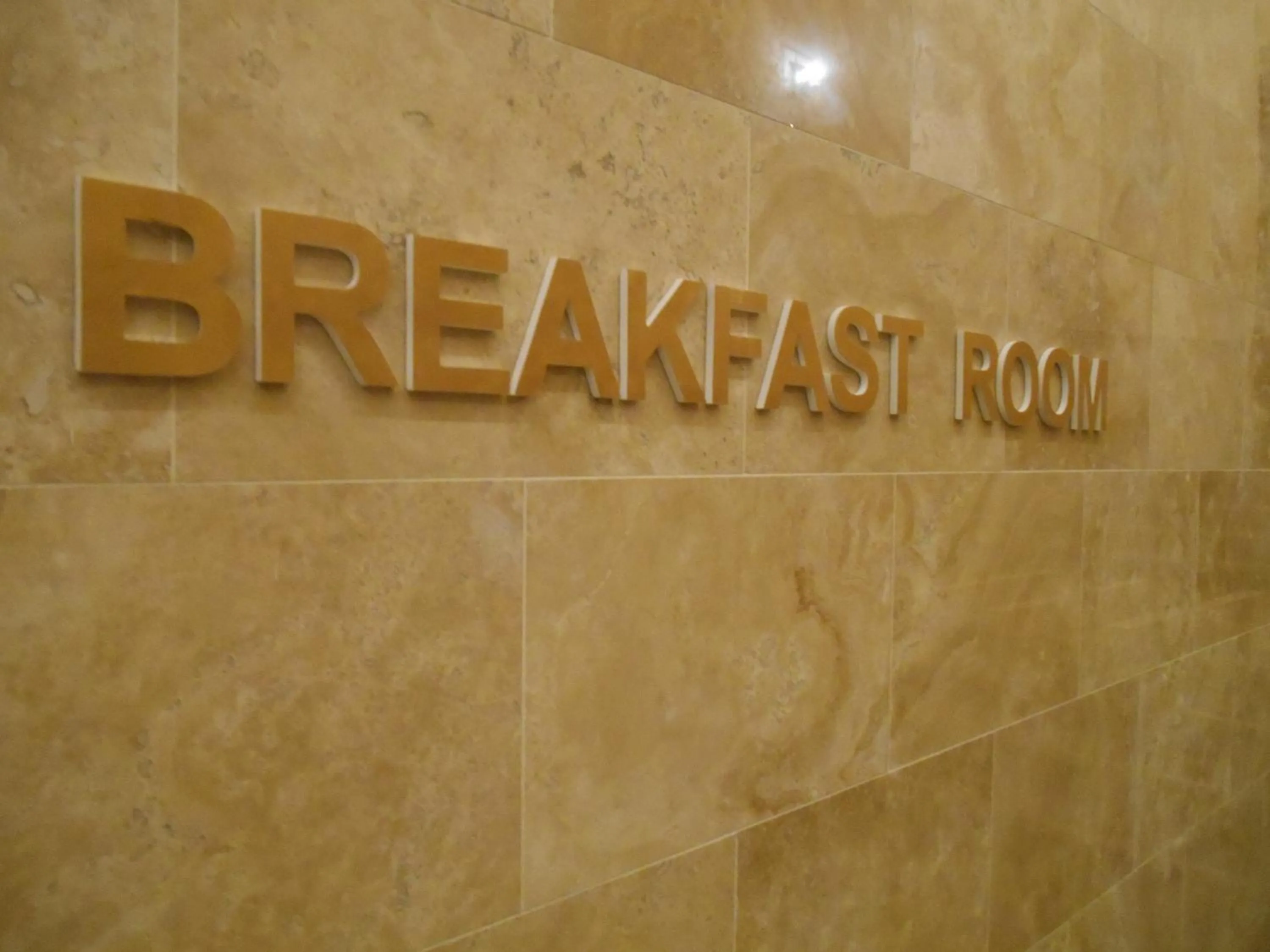 Restaurant/places to eat in Armenian Royal Palace