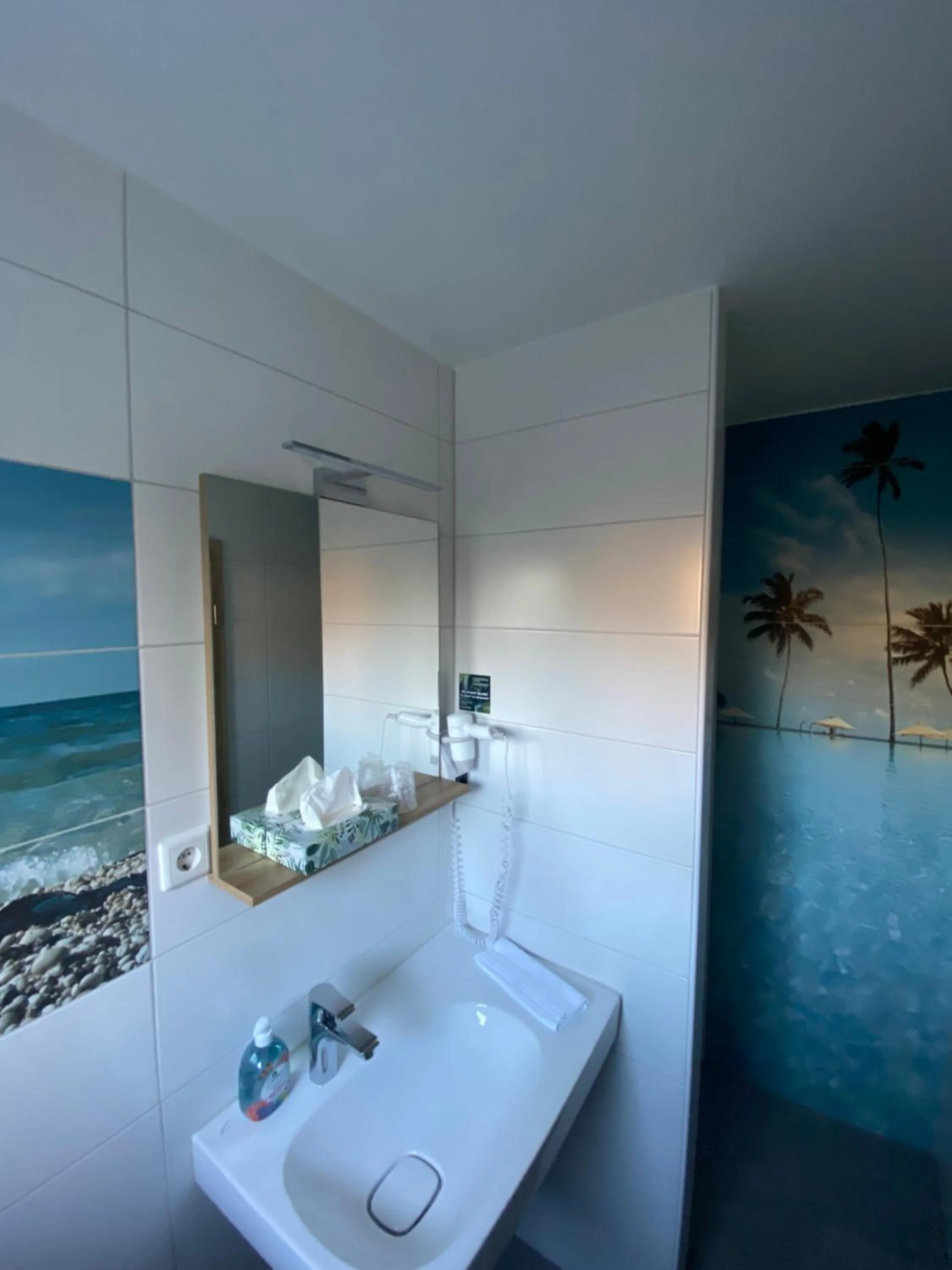 Bathroom in Atrium Garni