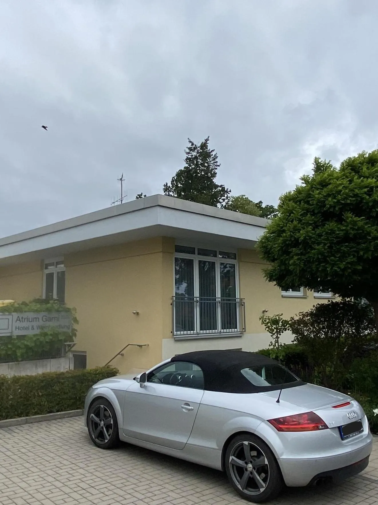 Property building in Atrium Garni