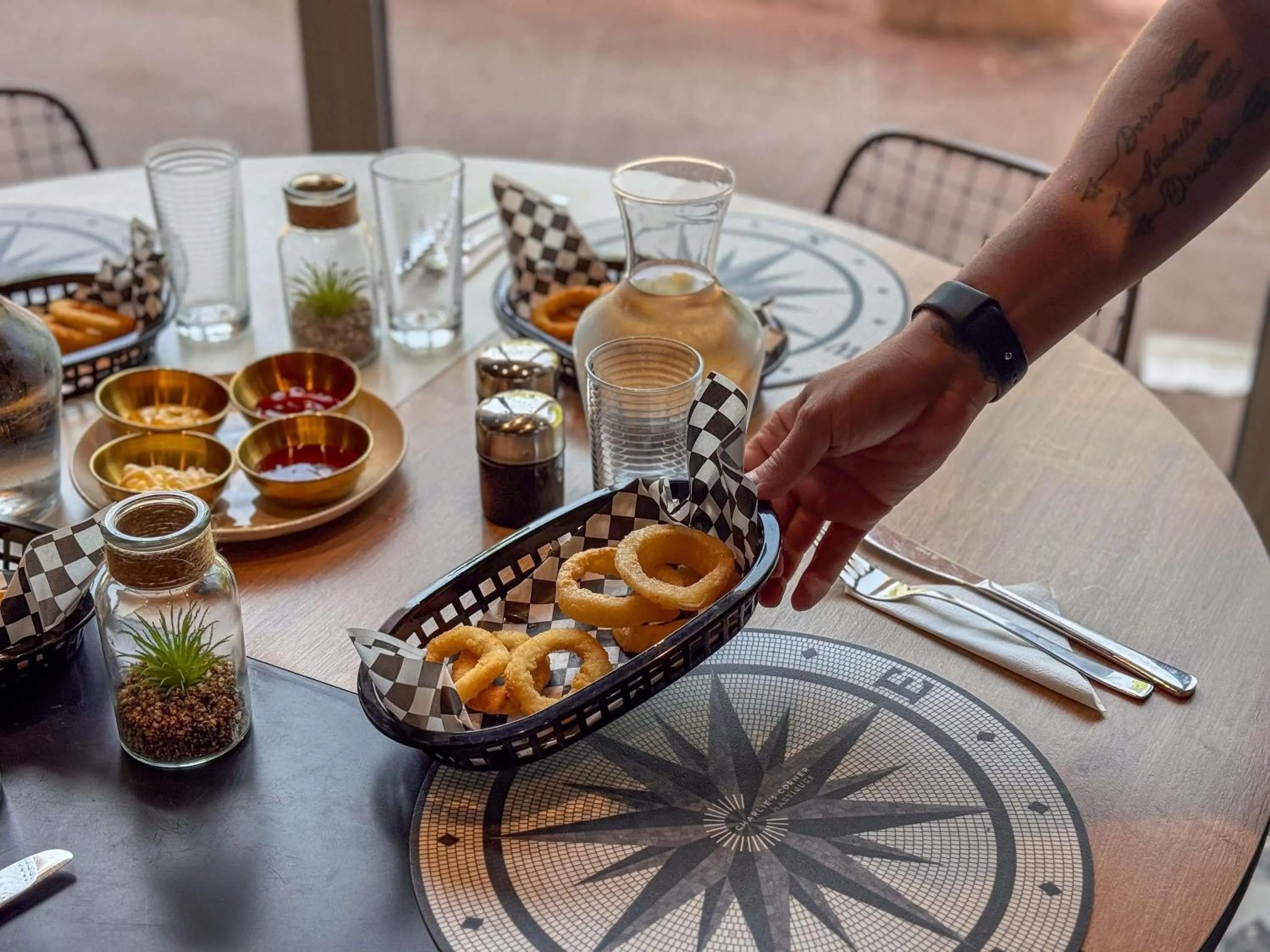 Property building in ibis Martigues Centre