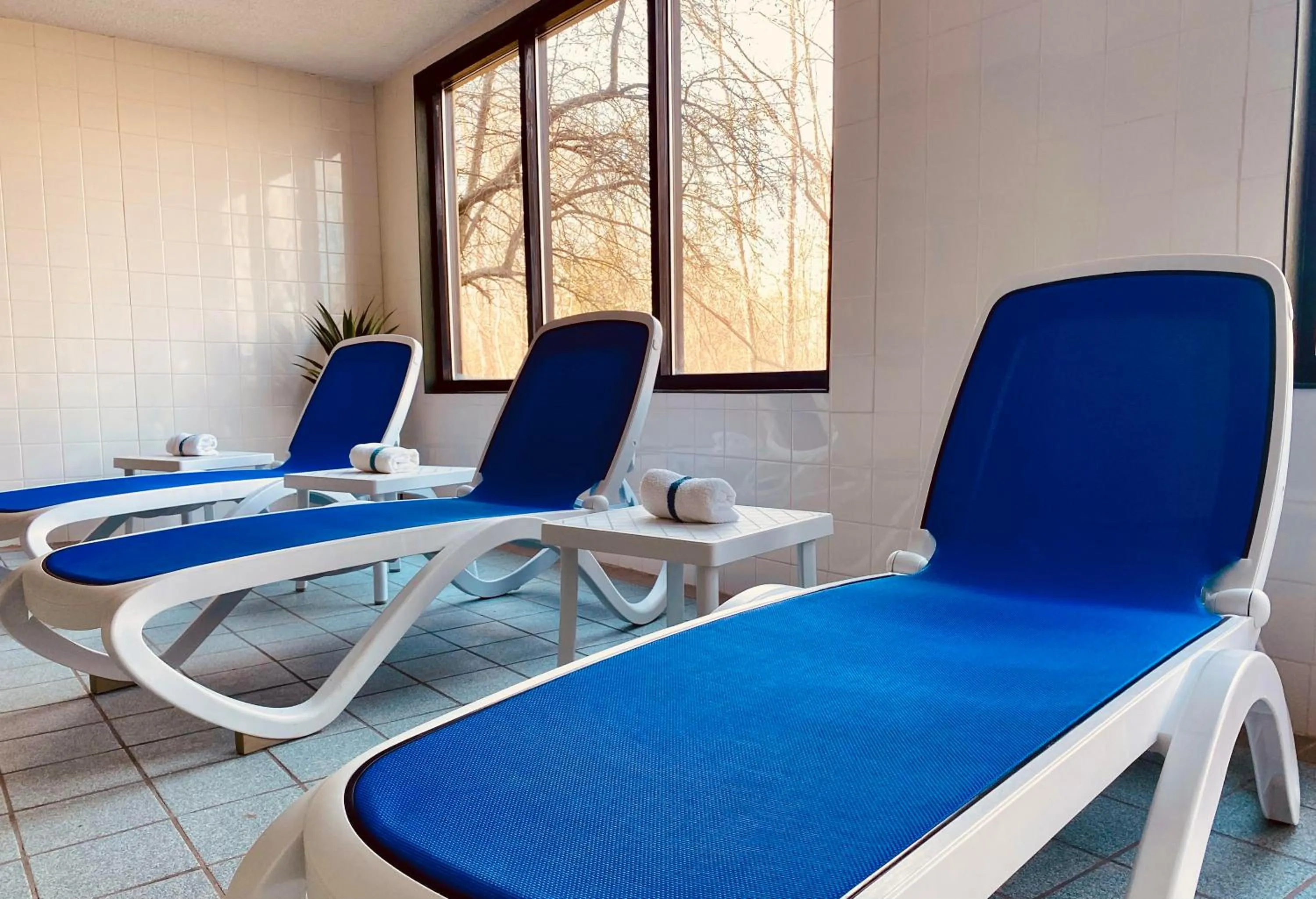 Swimming pool in Holiday Inn Express Plymouth by IHG