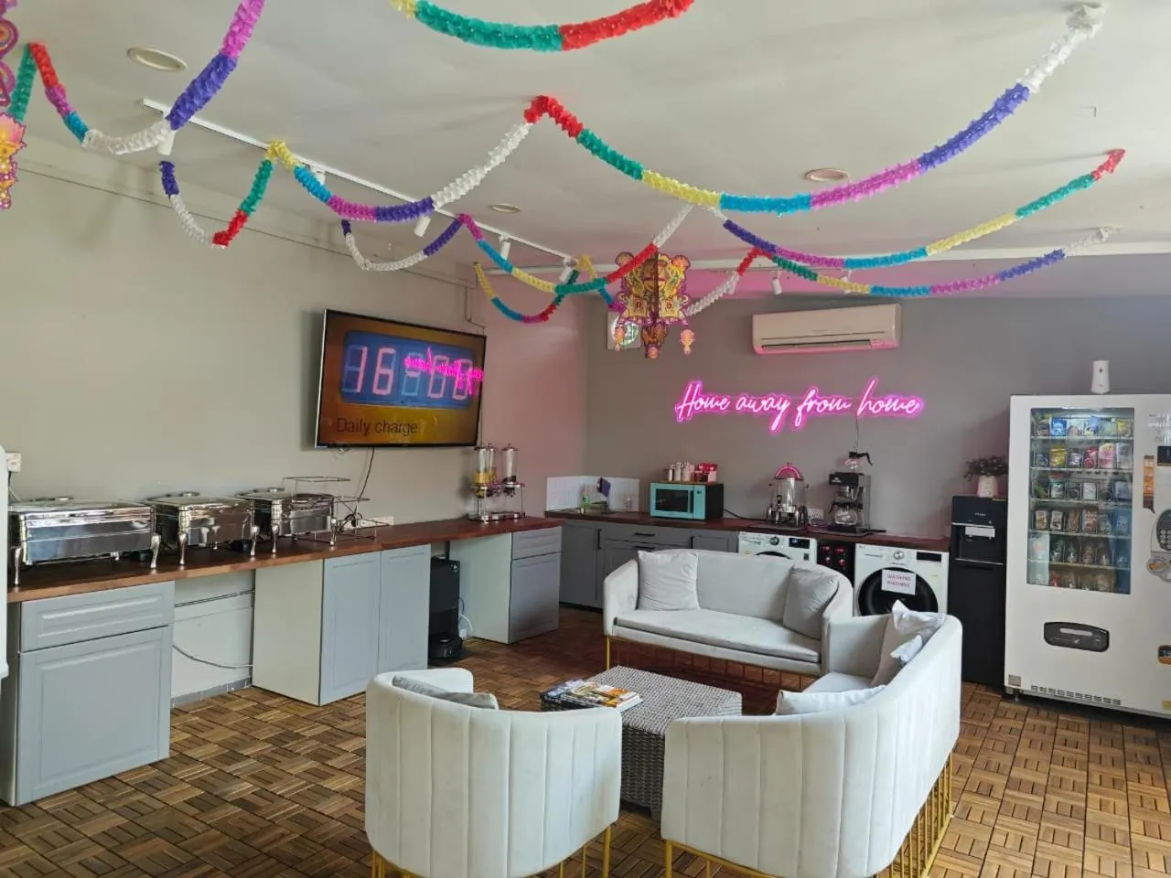 Coffee/tea facilities in K2 Guesthouse