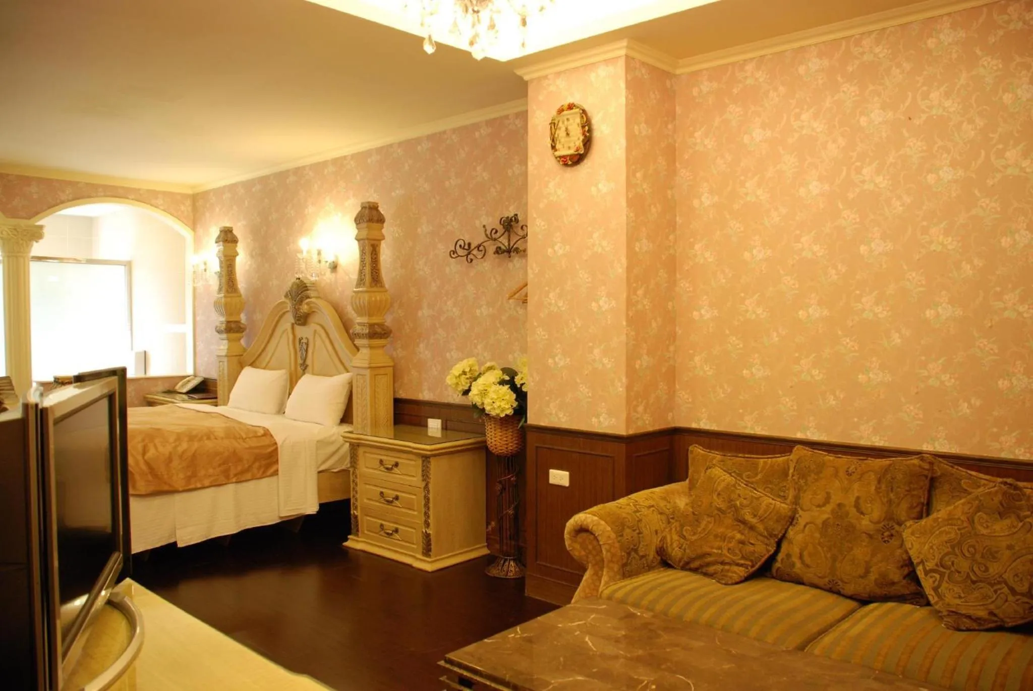 On site, Bed in Huis Ten Bosch