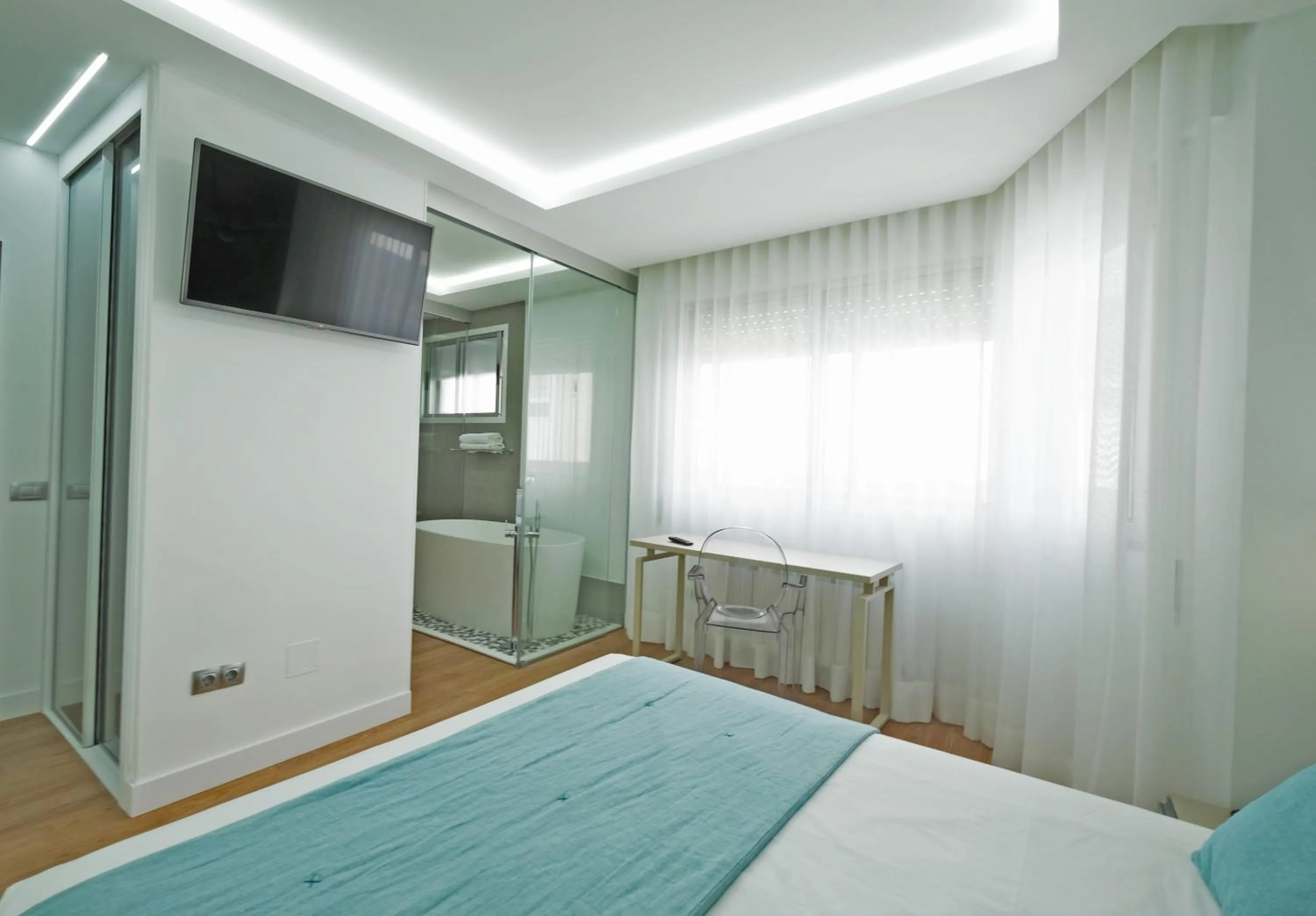 Photo of the whole room, Bed in Hotel Vila da Guarda