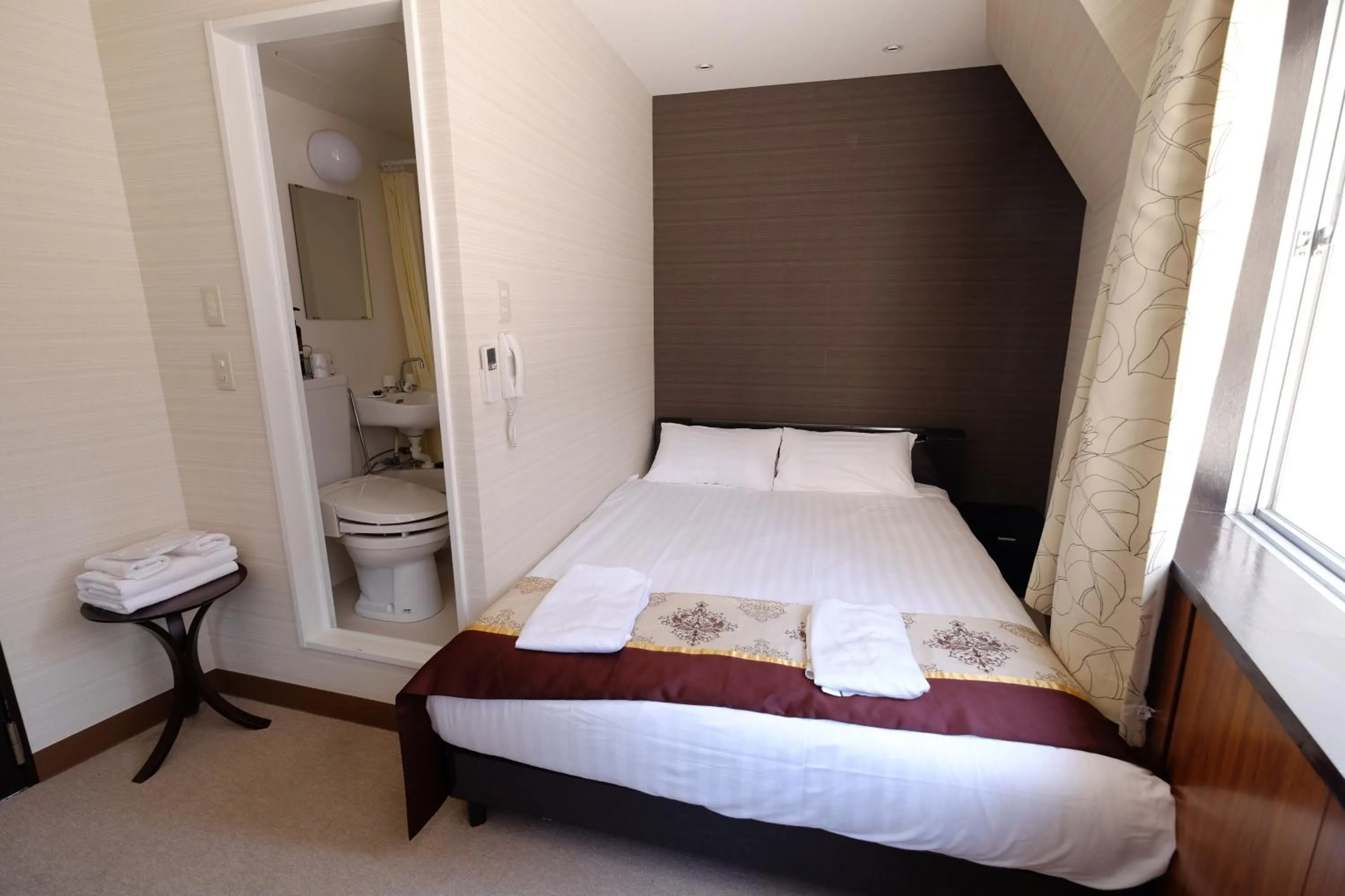 bunk bed, Bed in Tabata Oji Hotel