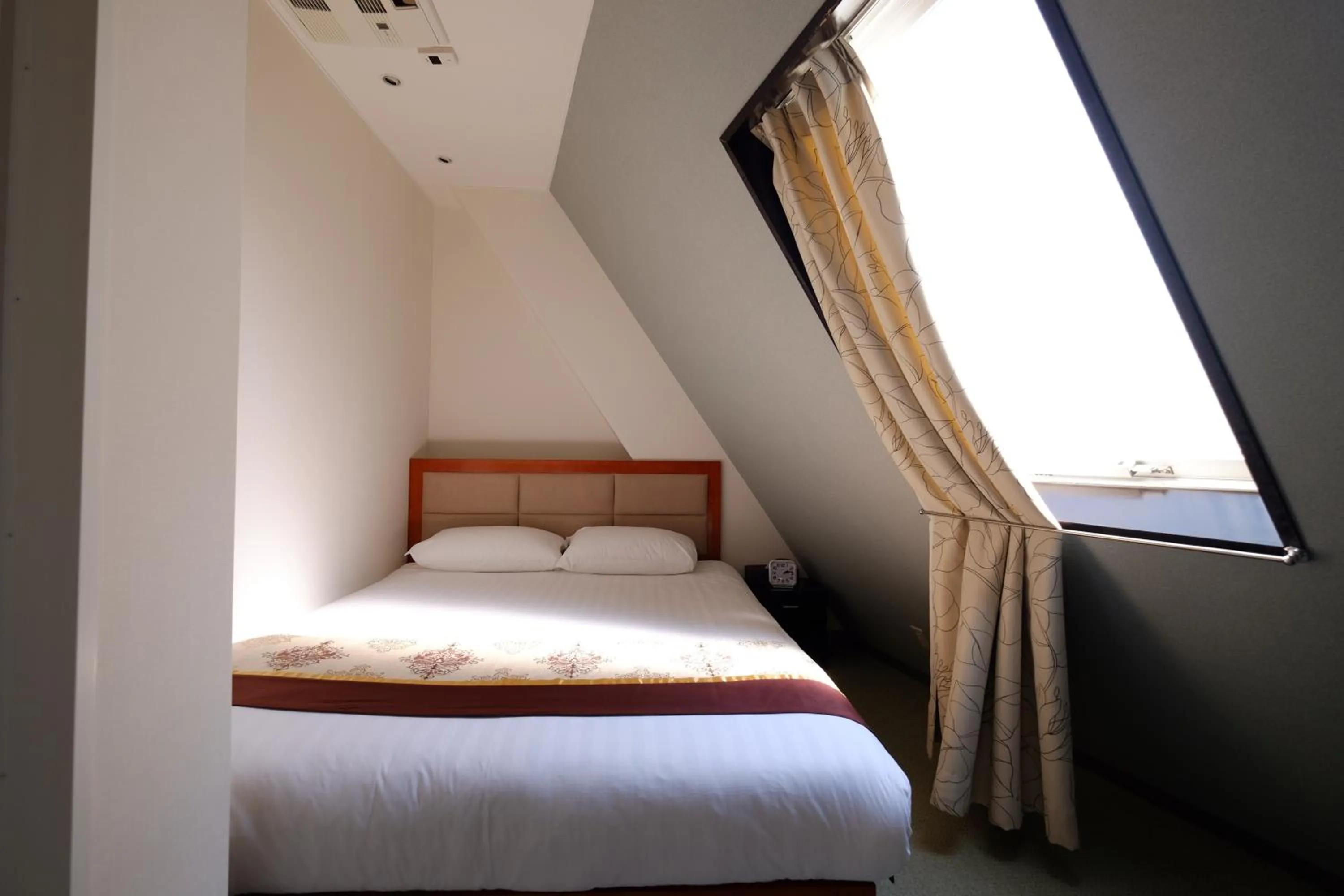 bunk bed, Bed in Tabata Oji Hotel