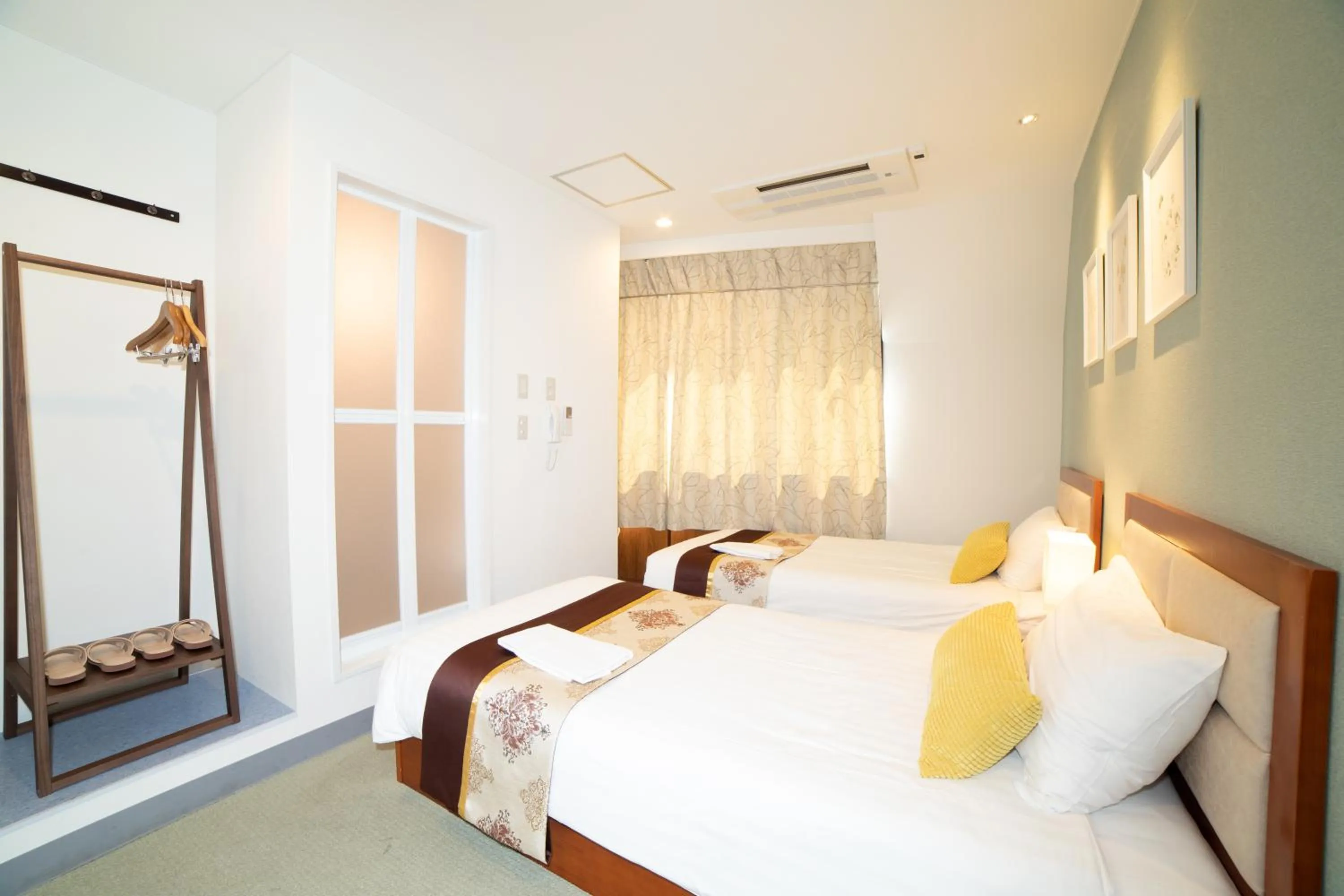 Photo of the whole room, Bed in Tabata Oji Hotel