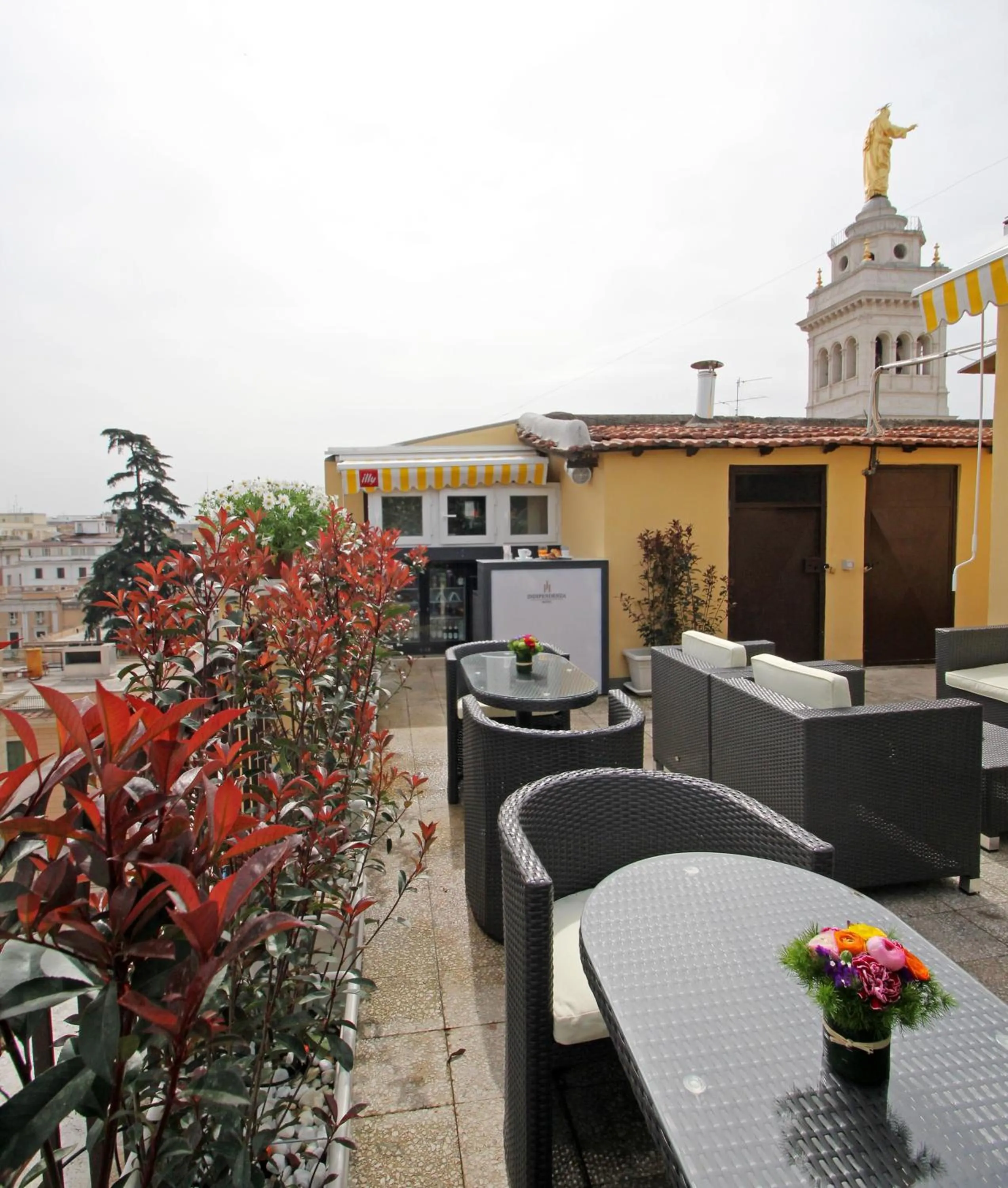 Day in Hotel Indipendenza