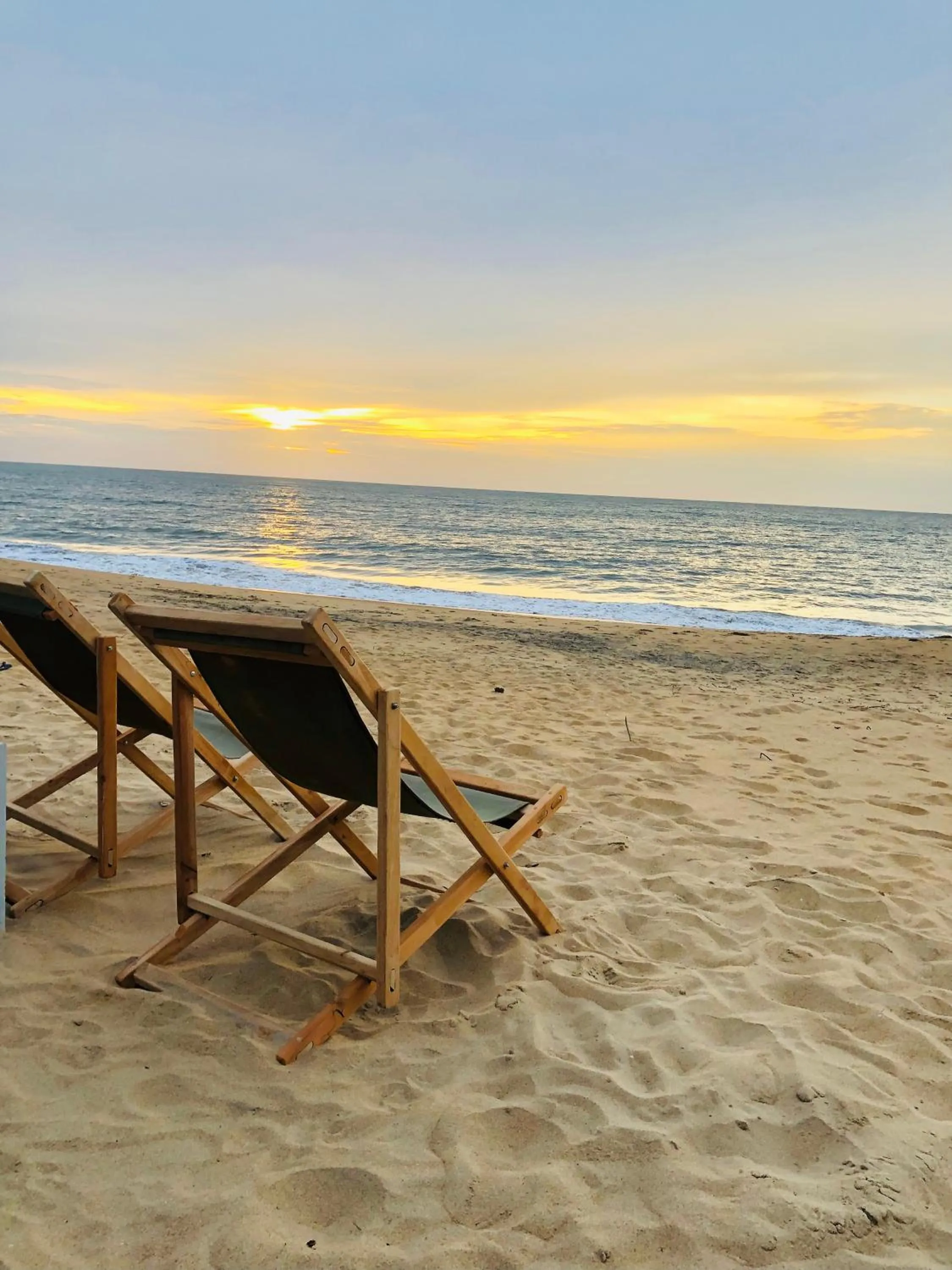 Windy Waves Beach Nature Resort & Kite School