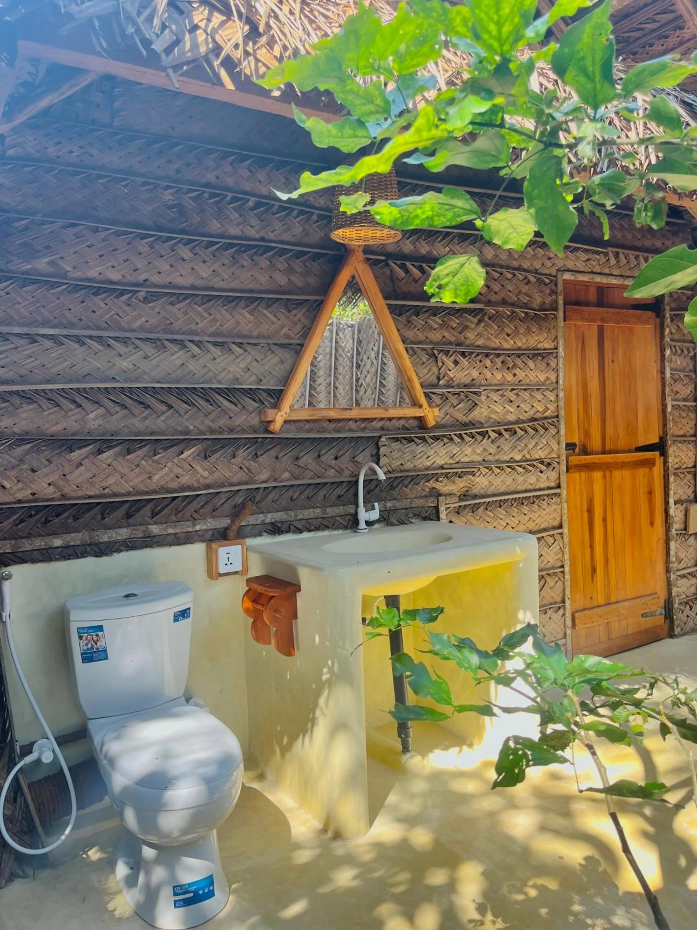 Windy Waves Beach Nature Resort & Kite School