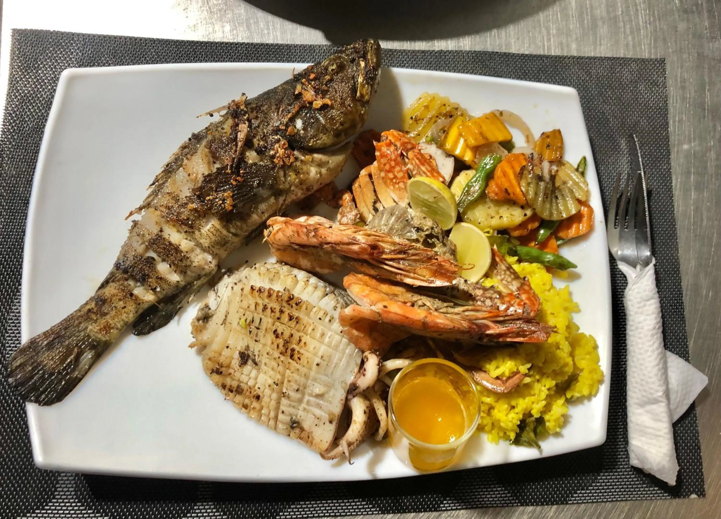 Windy Waves Beach Nature Resort & Kite School