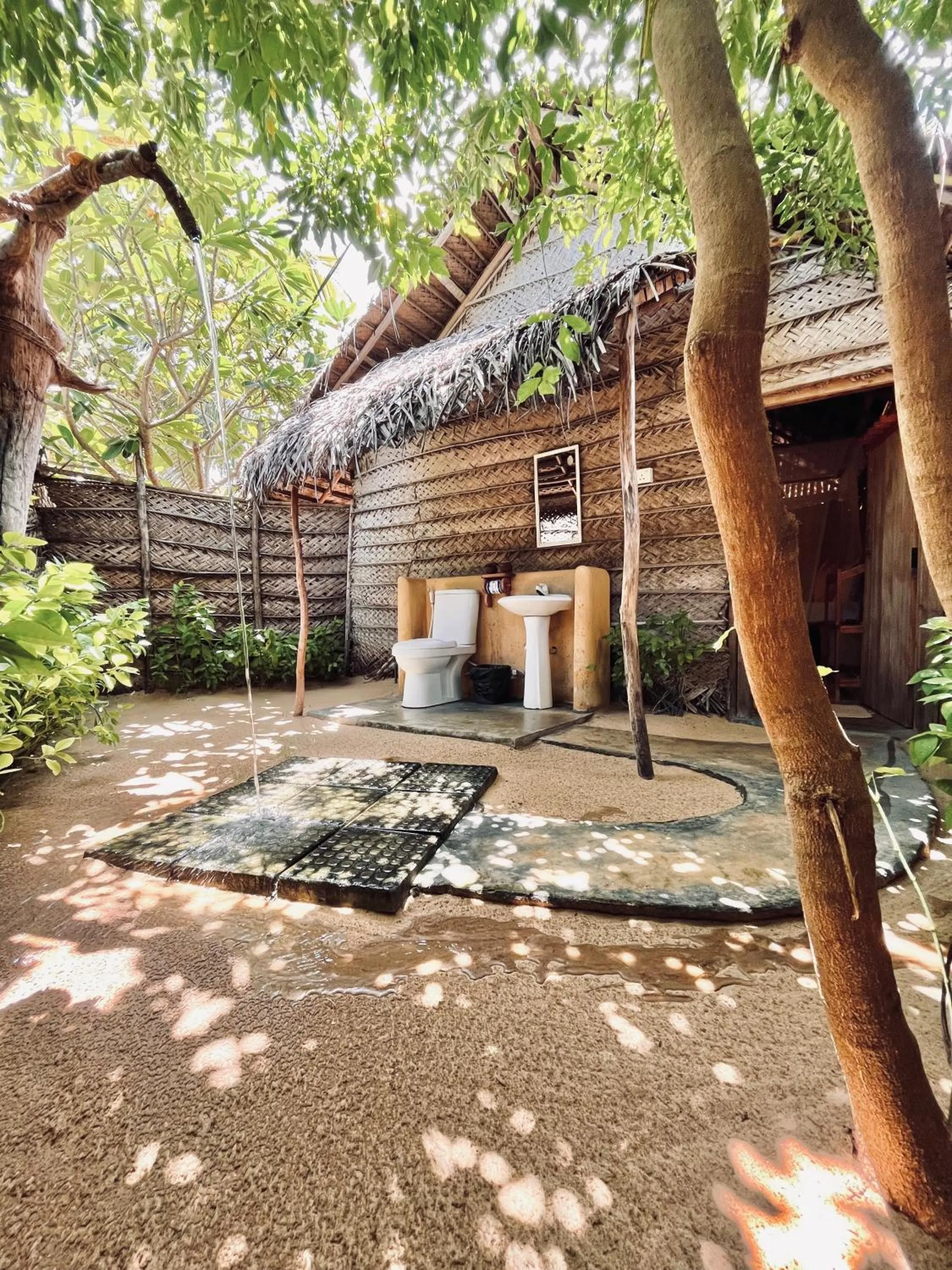 Windy Waves Beach Nature Resort & Kite School