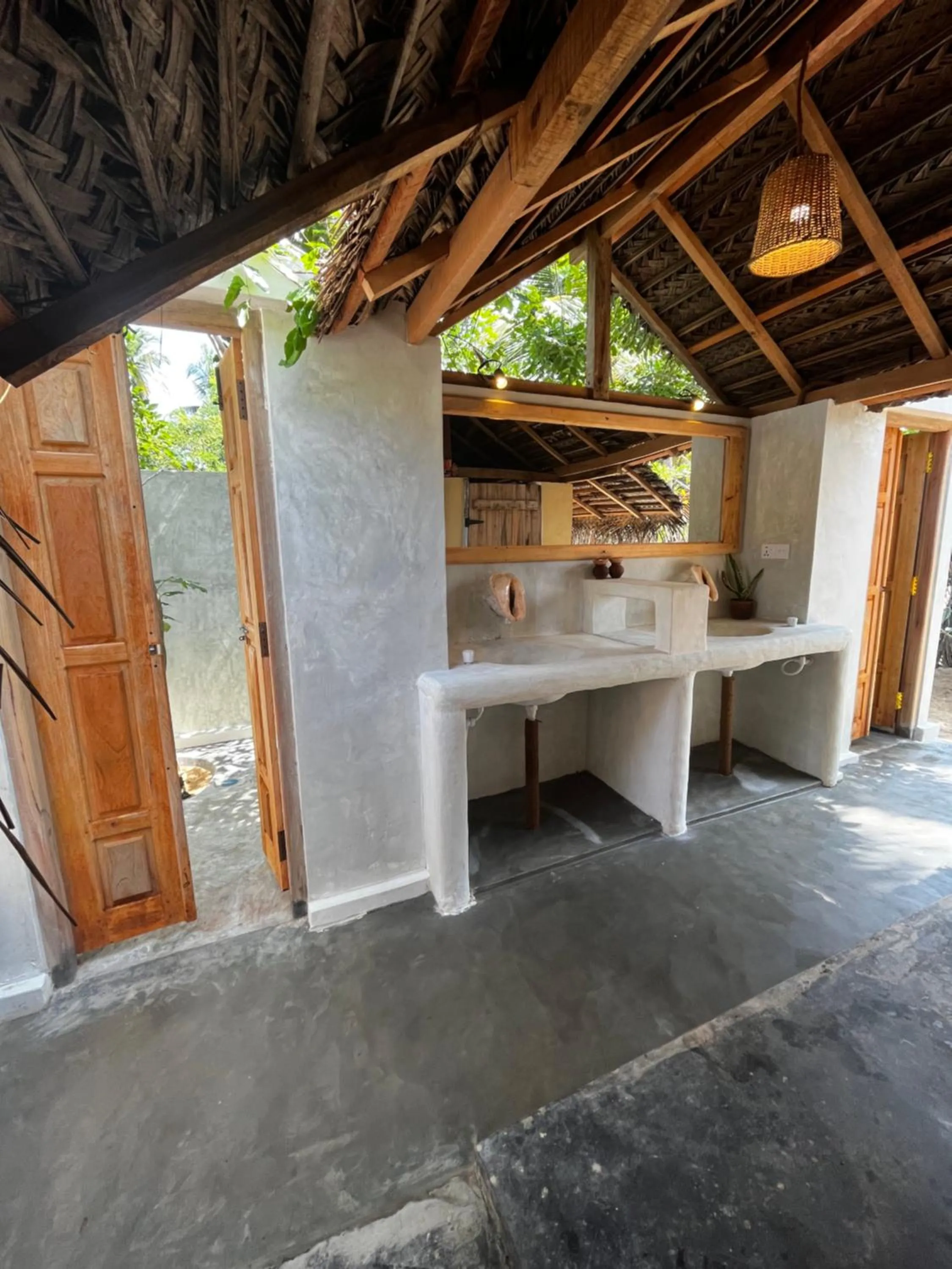 Windy Waves Beach Nature Resort & Kite School