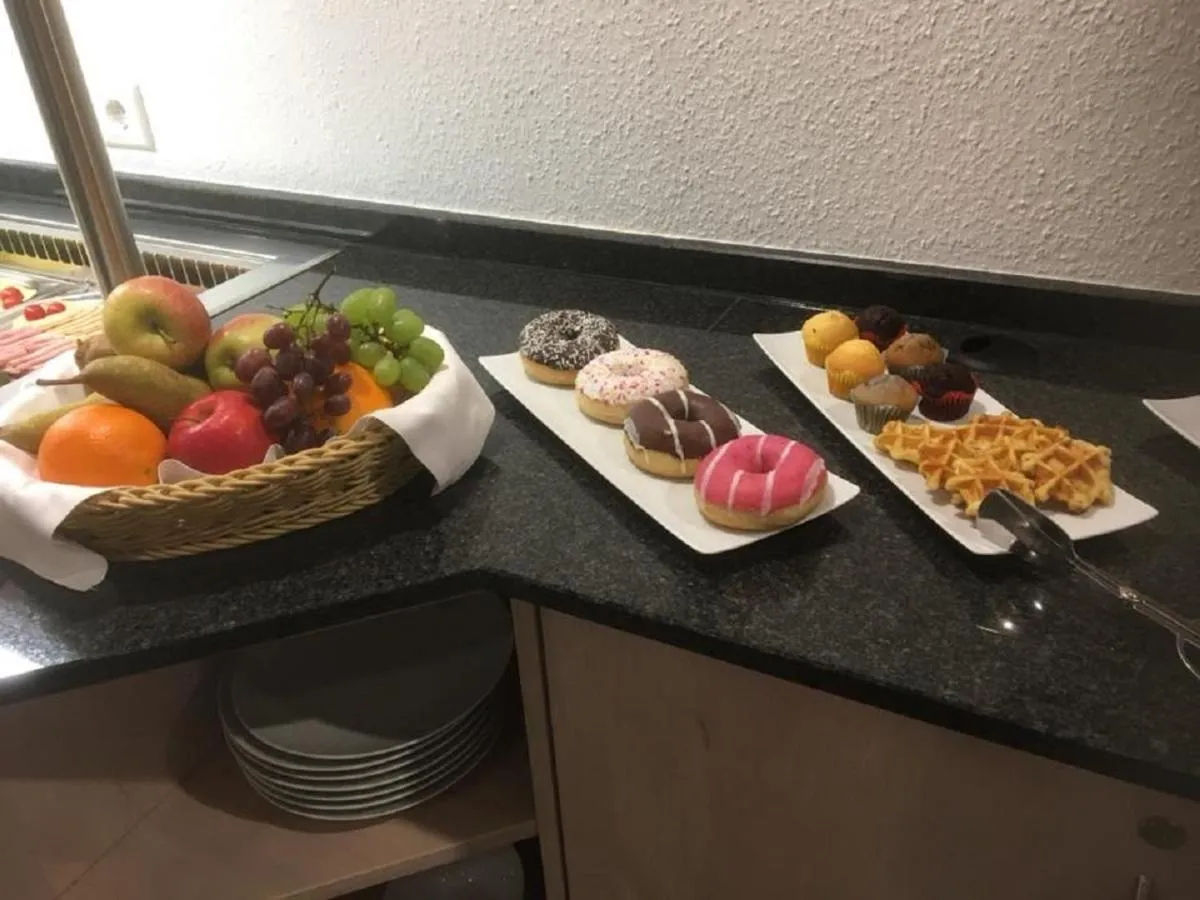 Buffet breakfast in Hotel an der Burgschänke