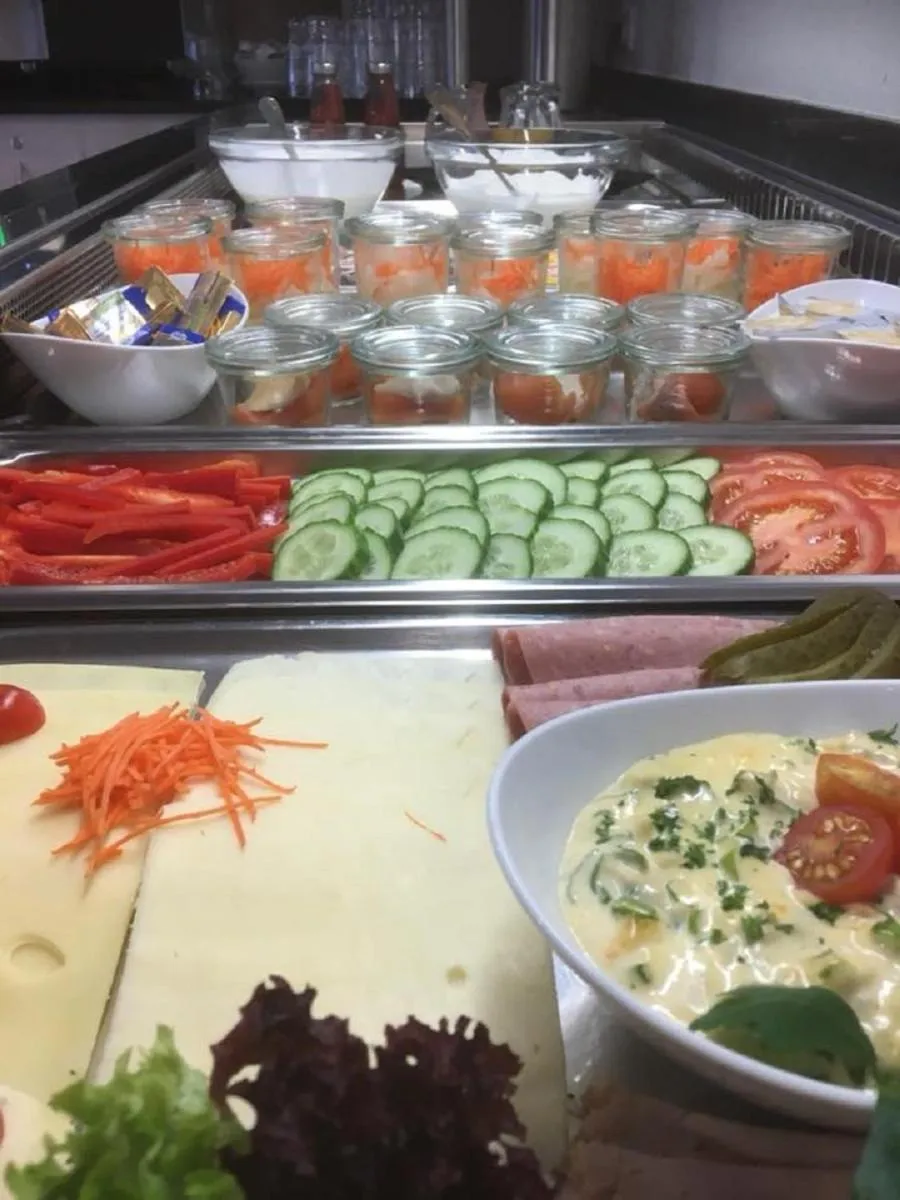Buffet breakfast in Hotel an der Burgschänke