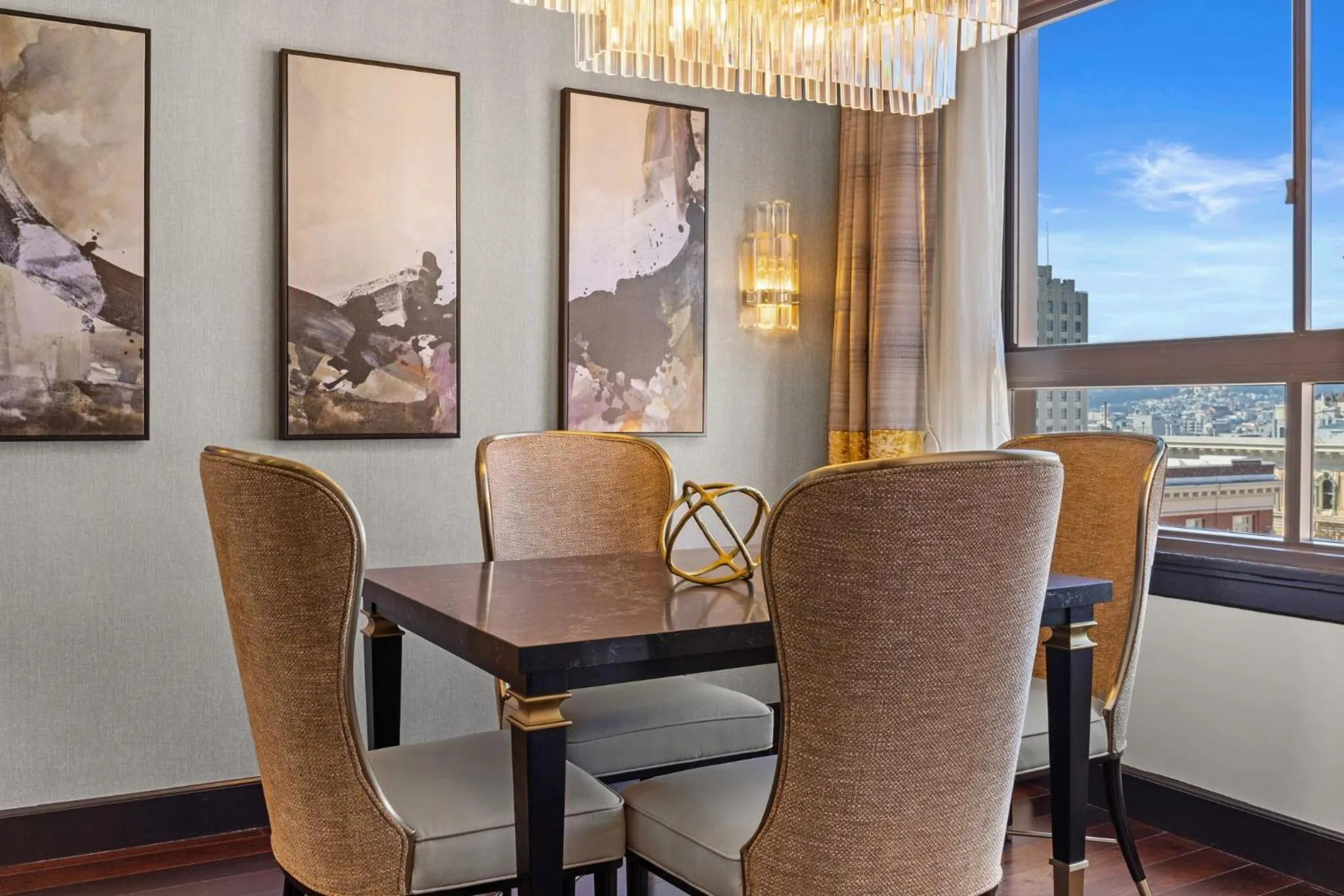 Restaurant/places to eat in Club Wyndham Canterbury