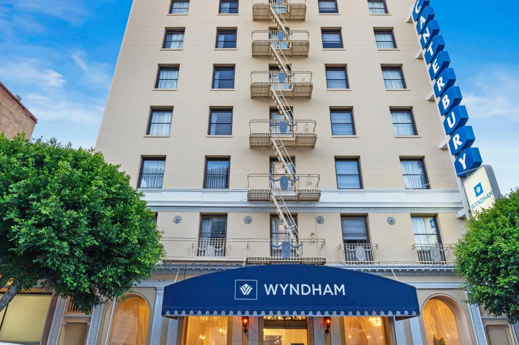 Property building in Club Wyndham Canterbury