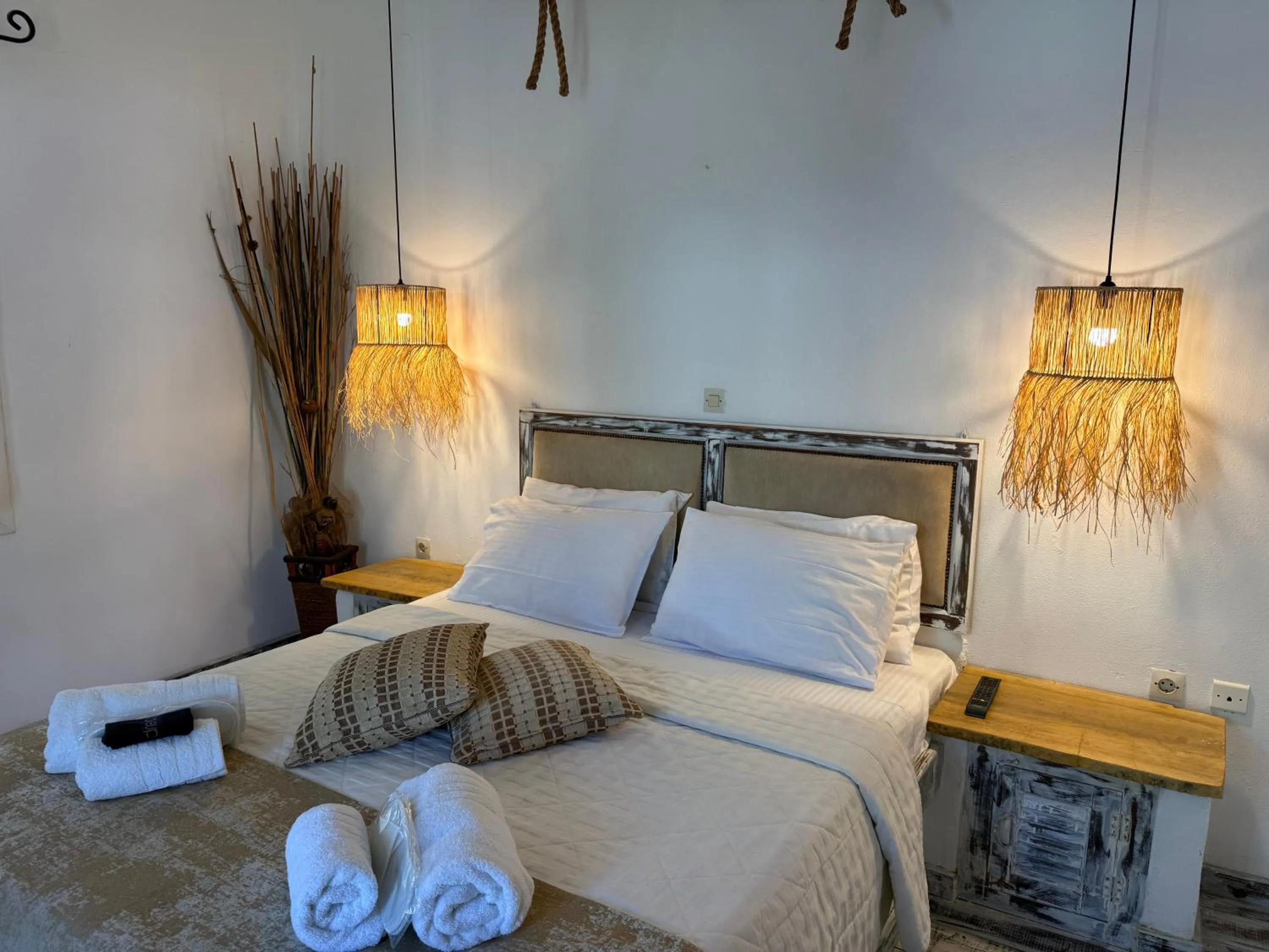 Bedroom, Bed in Atlazia Suites