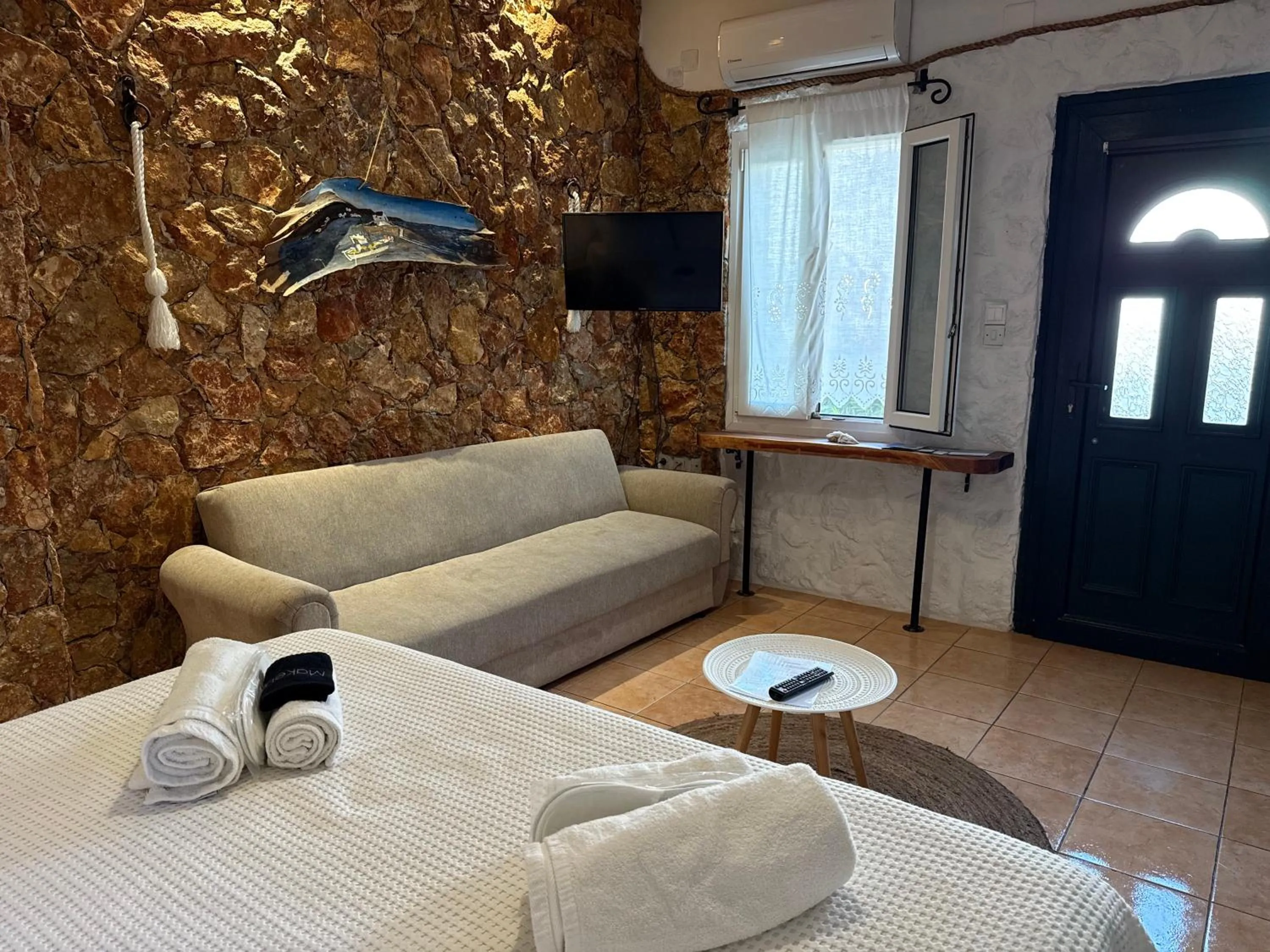 Bedroom in Atlazia Suites