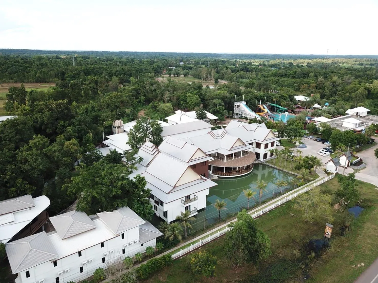 Nonghan Grand Hotel and Resort