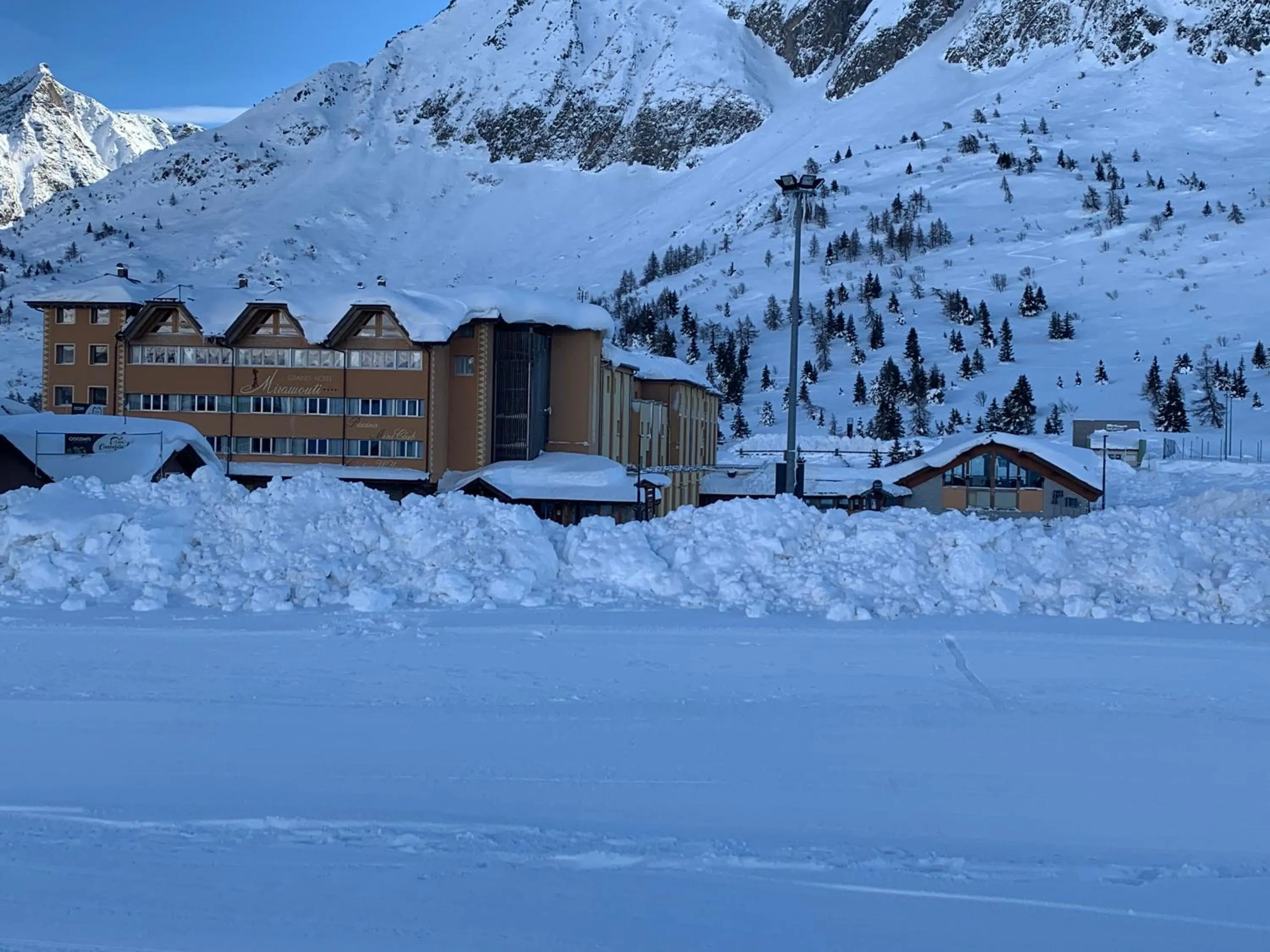 Winter in Grand Hotel Miramonti