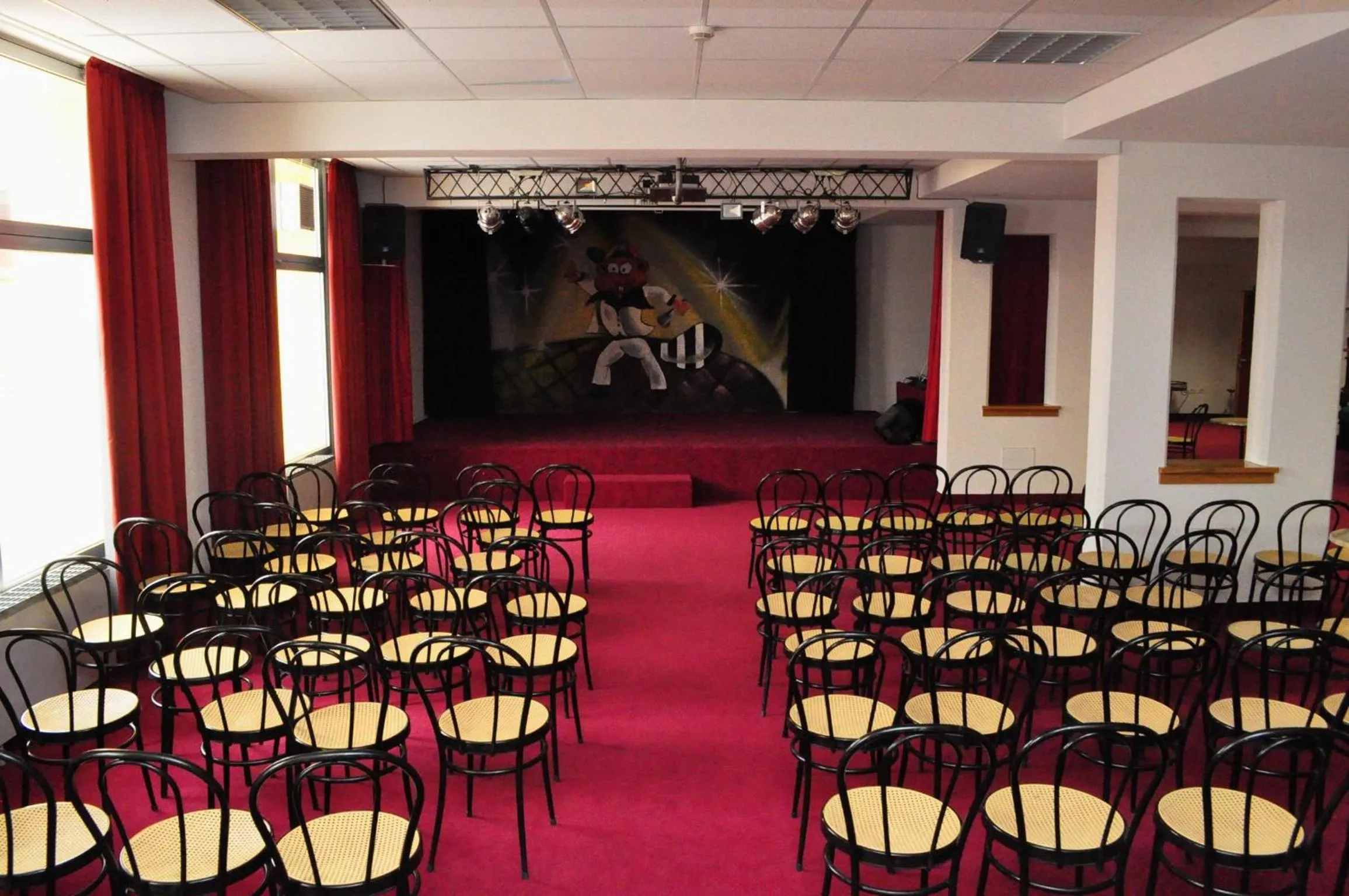 Evening entertainment in Grand Hotel Miramonti