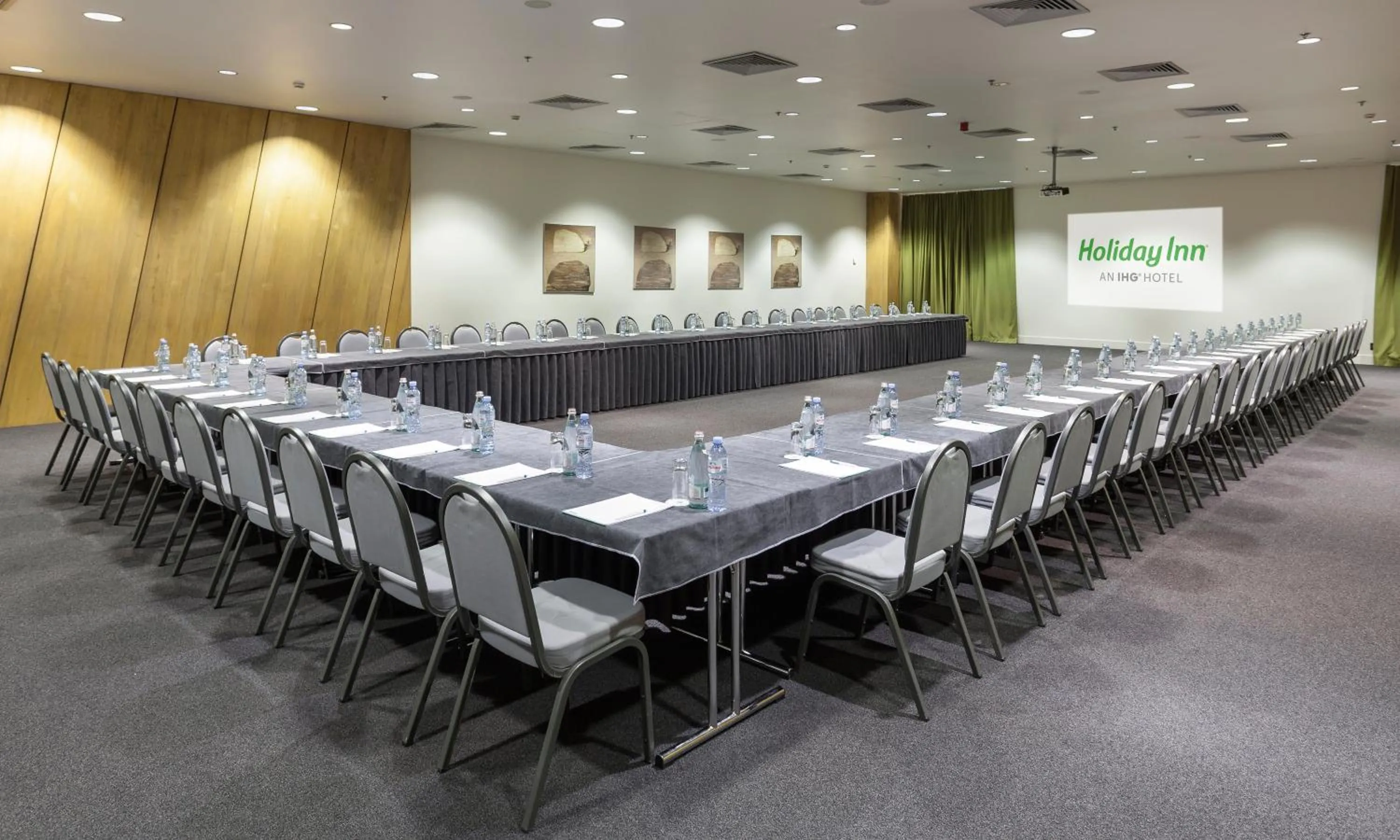 Meeting/conference room in Holiday Inn - Tbilisi by IHG