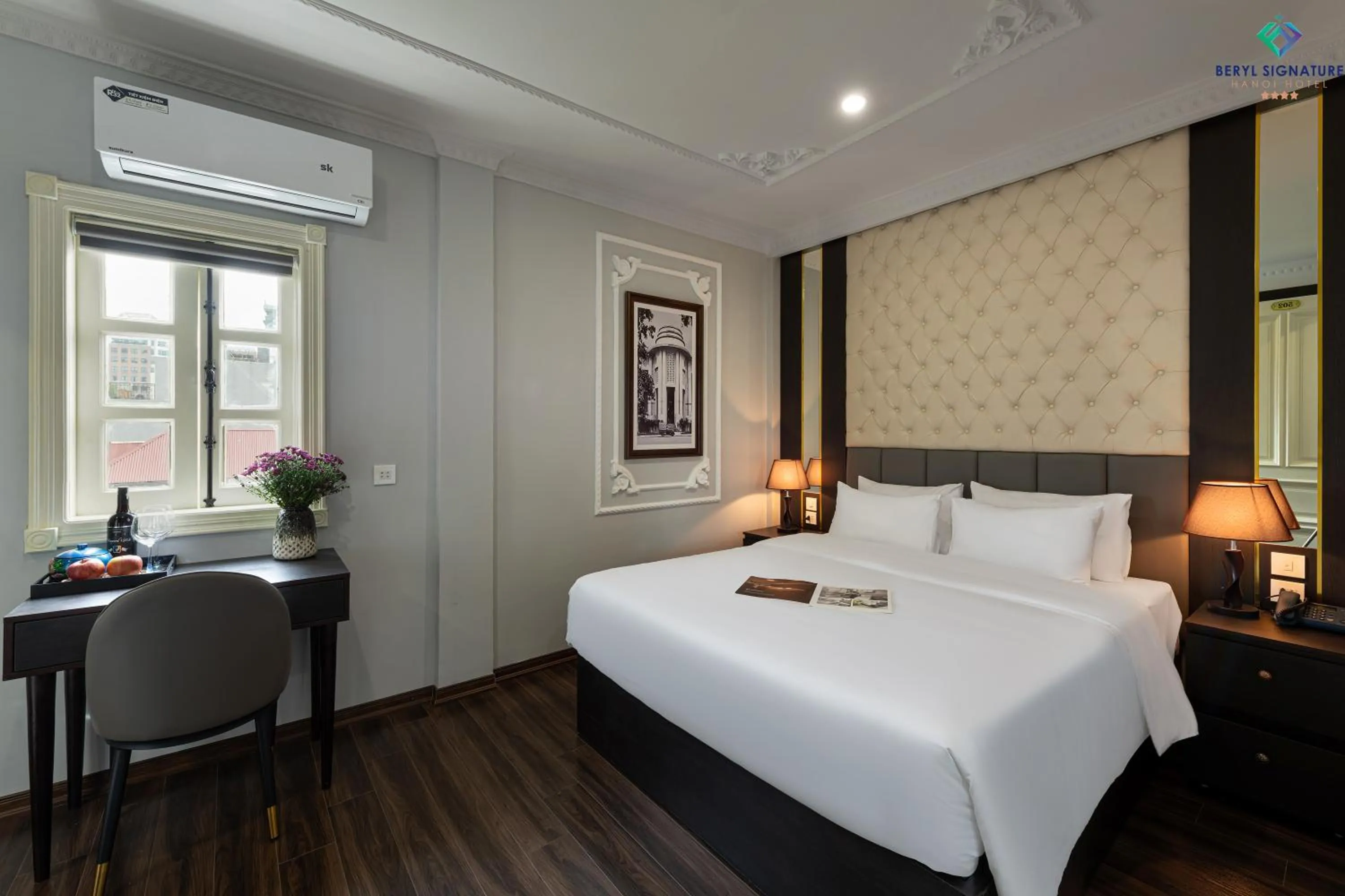 Guests, Bed in Beryl Signature Hotel & Travel
