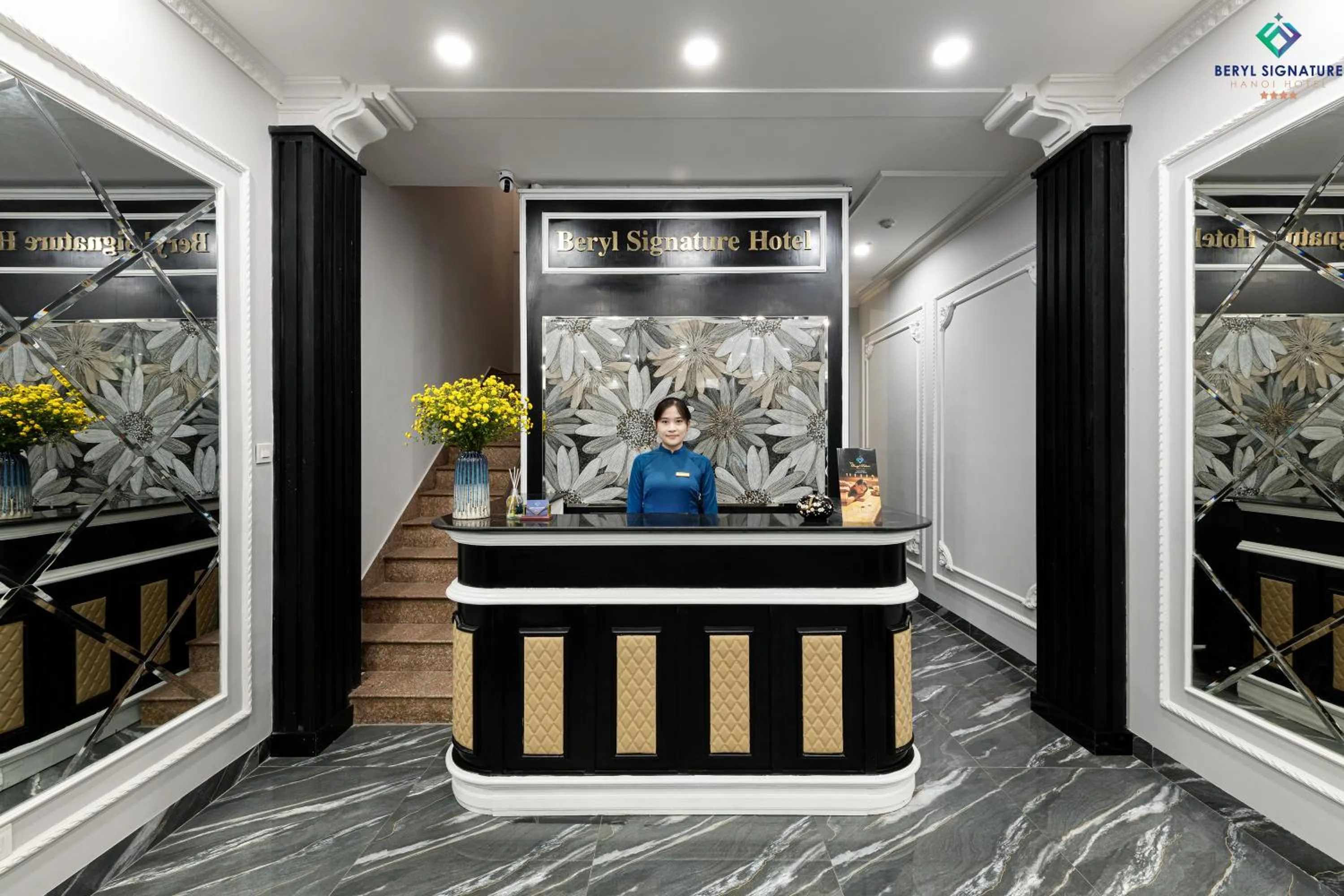 Lobby or reception in Beryl Signature Hotel & Travel